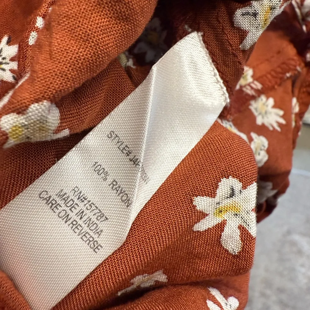 Jolie & Joy Floral Rust Cropped Women's Peasant Milkmaid Style Top Brown Size XL - Image 3