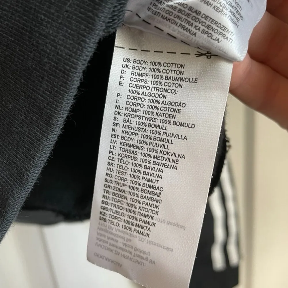 adidas Originals Women's Cropped Hoodie - Image 9