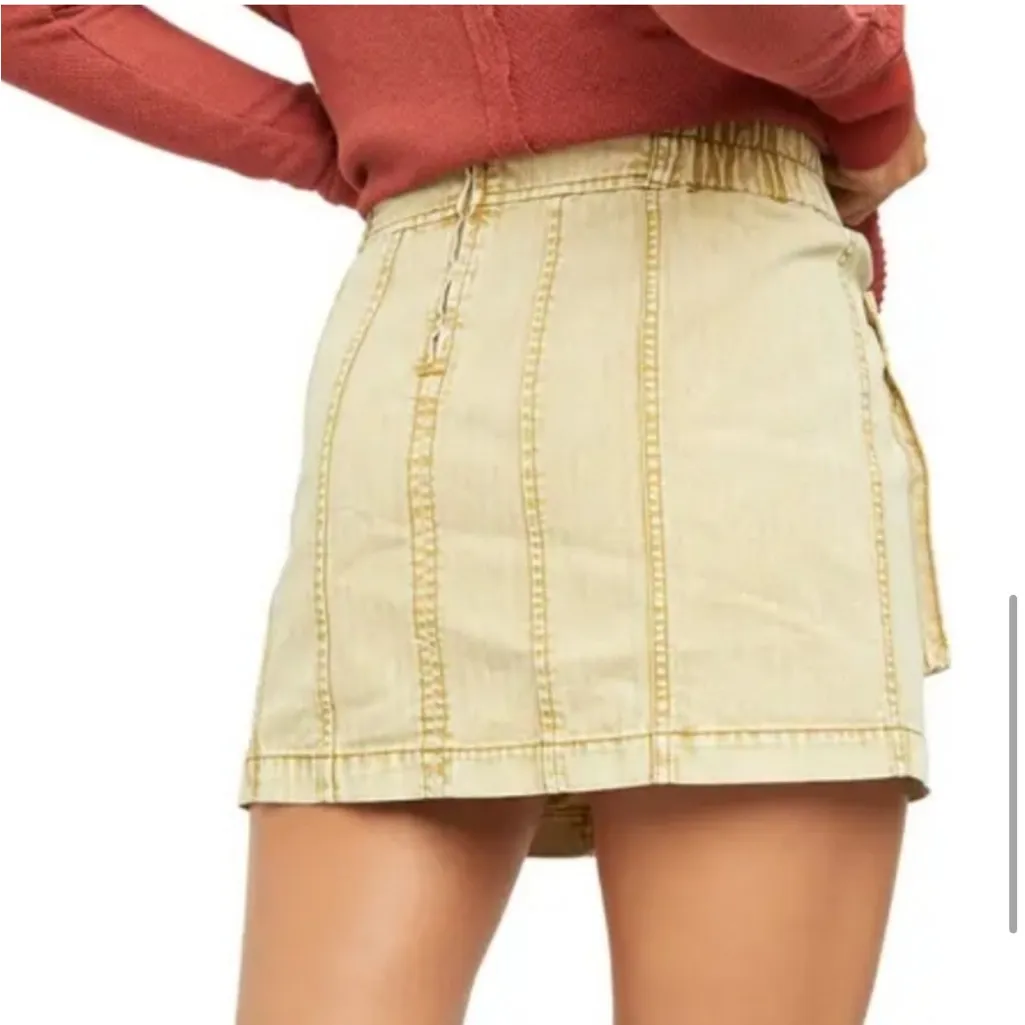 NWOT West Coast Wash Mini Skirt in Gold Dust - Image 3
