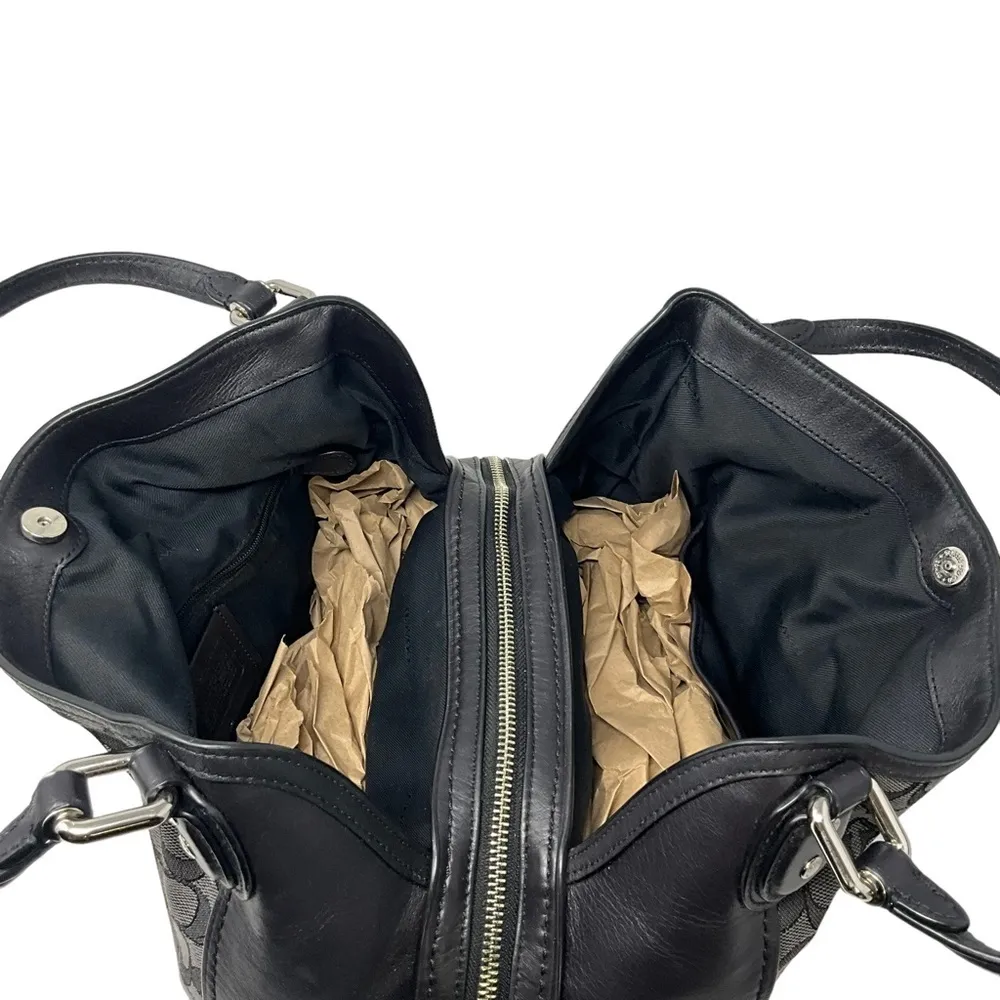 Coach Edie Shoulder Bag 31 Signature Canvas and Leather Horse and Carriage Tote - Image 6