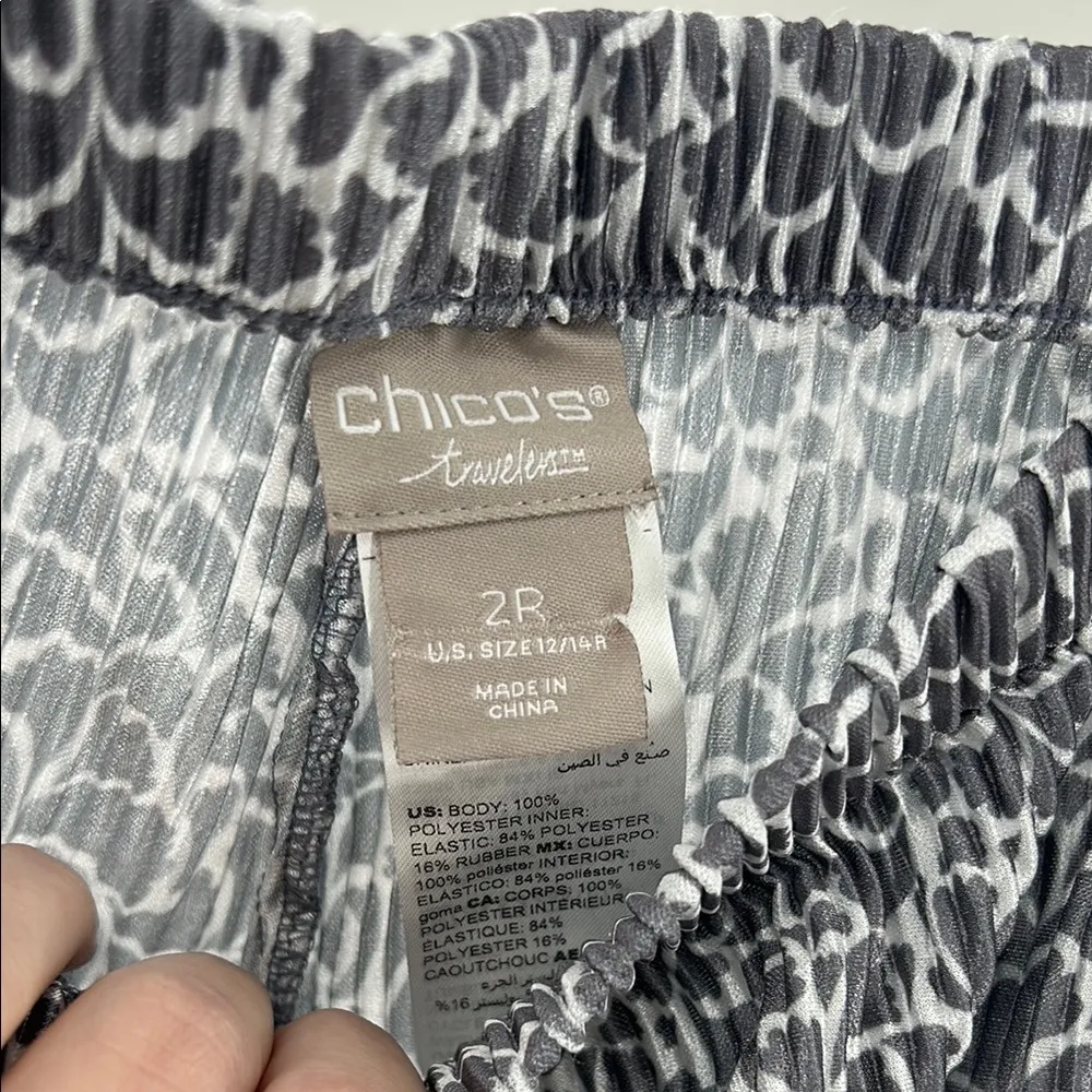 Chico's Travelers White Gray Wide Leg crinkle Pants paisley 12/14 lightweight - Image 4