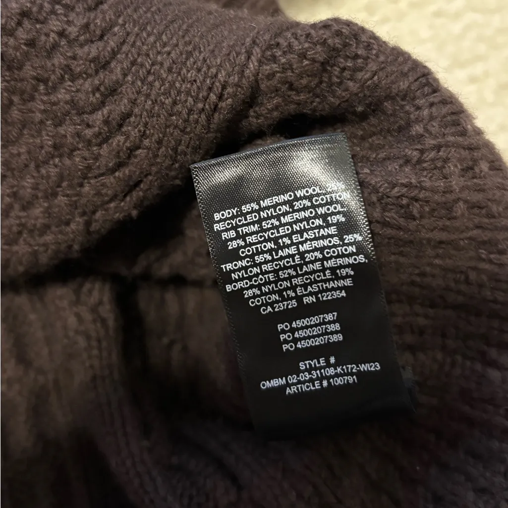 Aritzia Peggy Sweater - Image 4