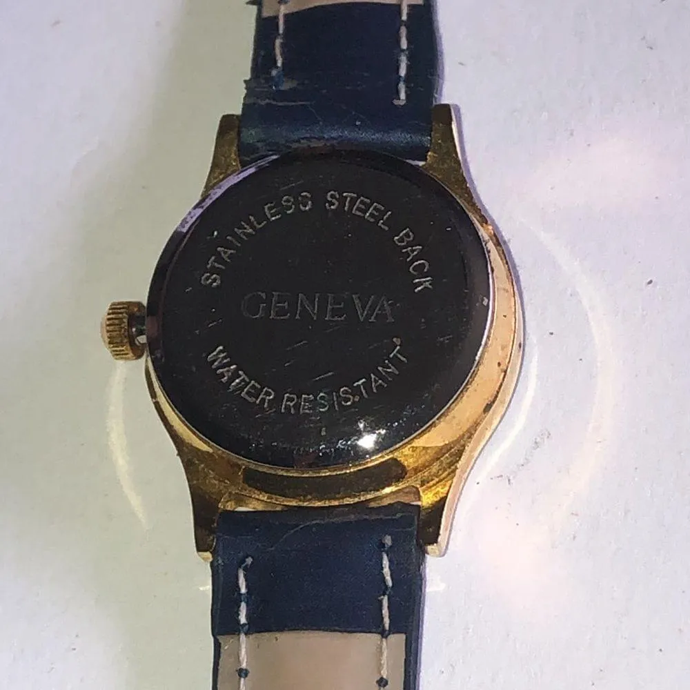 Geneva Quartz Red & Blue USA Sports Vintage Retro Watch NEW BATTERY Black - Image 8