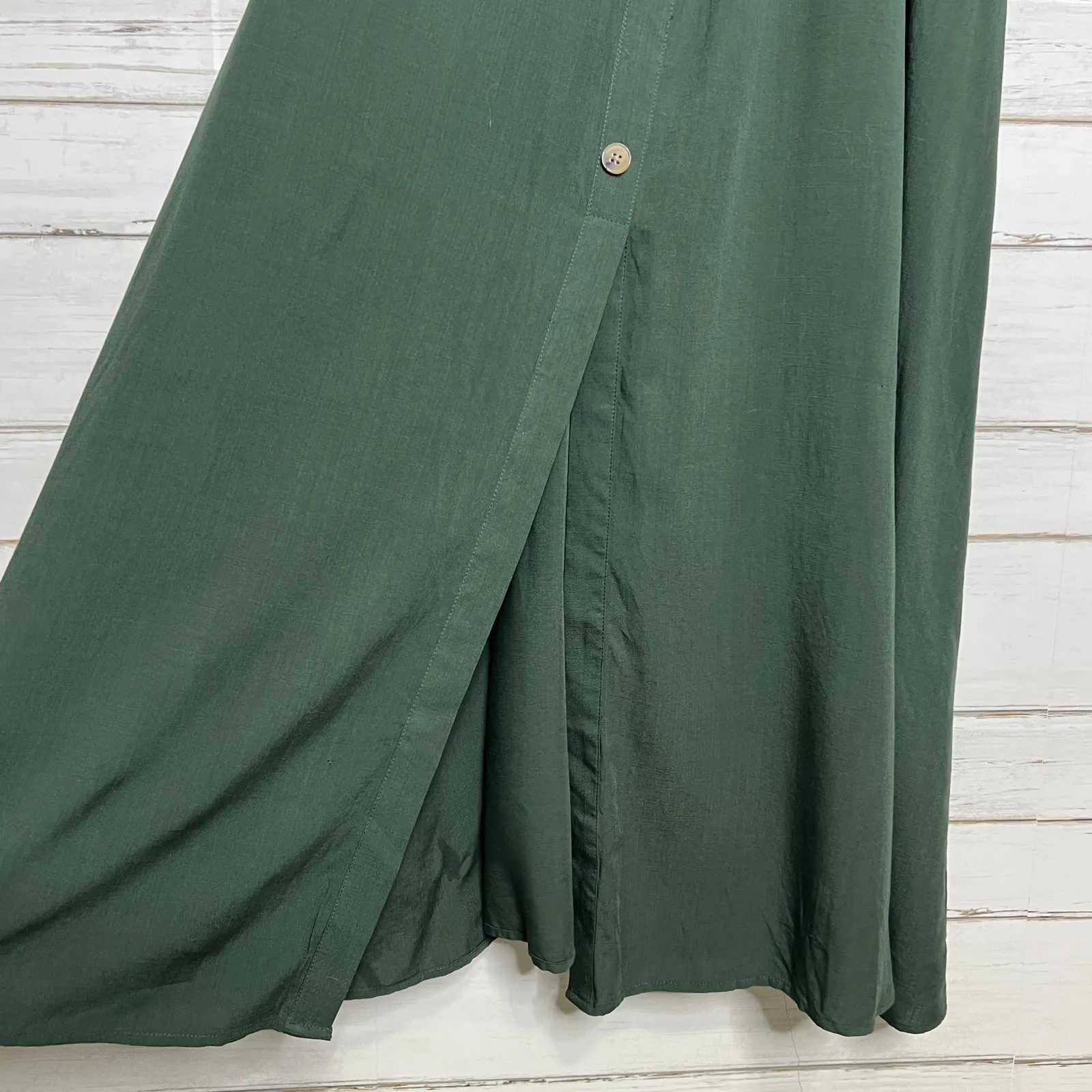 City Chic Green Button Front Off Shoulder Maxi Dress Plus Size 18 - Image 12