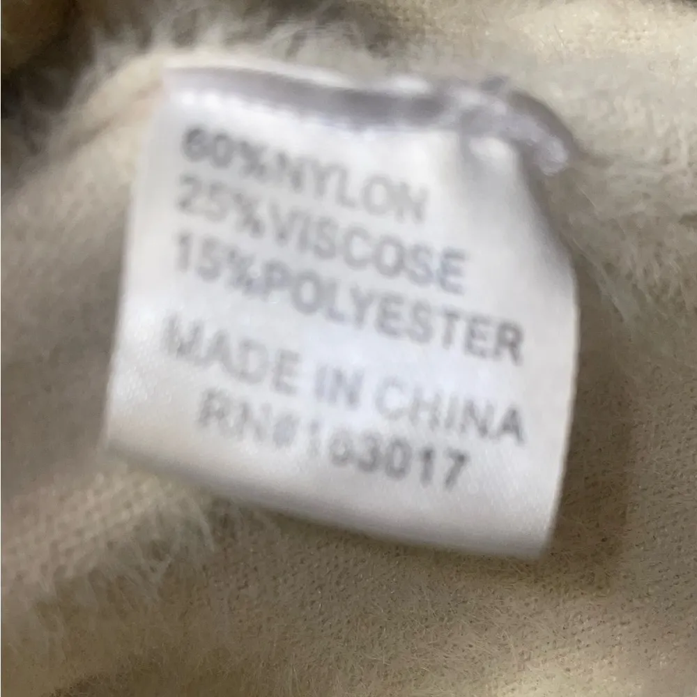 Sweater.   LSWT052 - Image 4