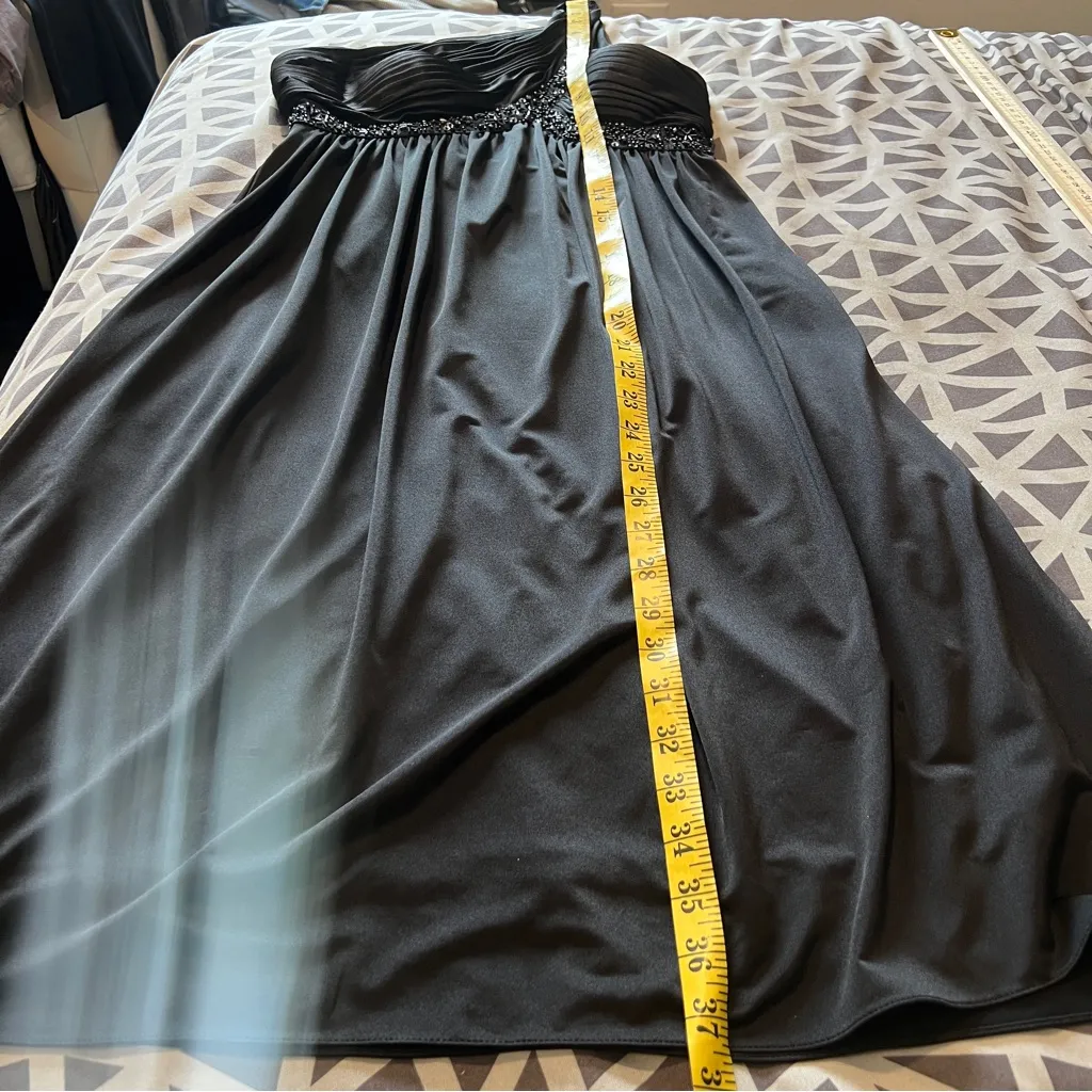 Adrianna Papell Boutique Elegant Satin Black Beaded One-Shoulder Babydoll Dress‎ - Image 14