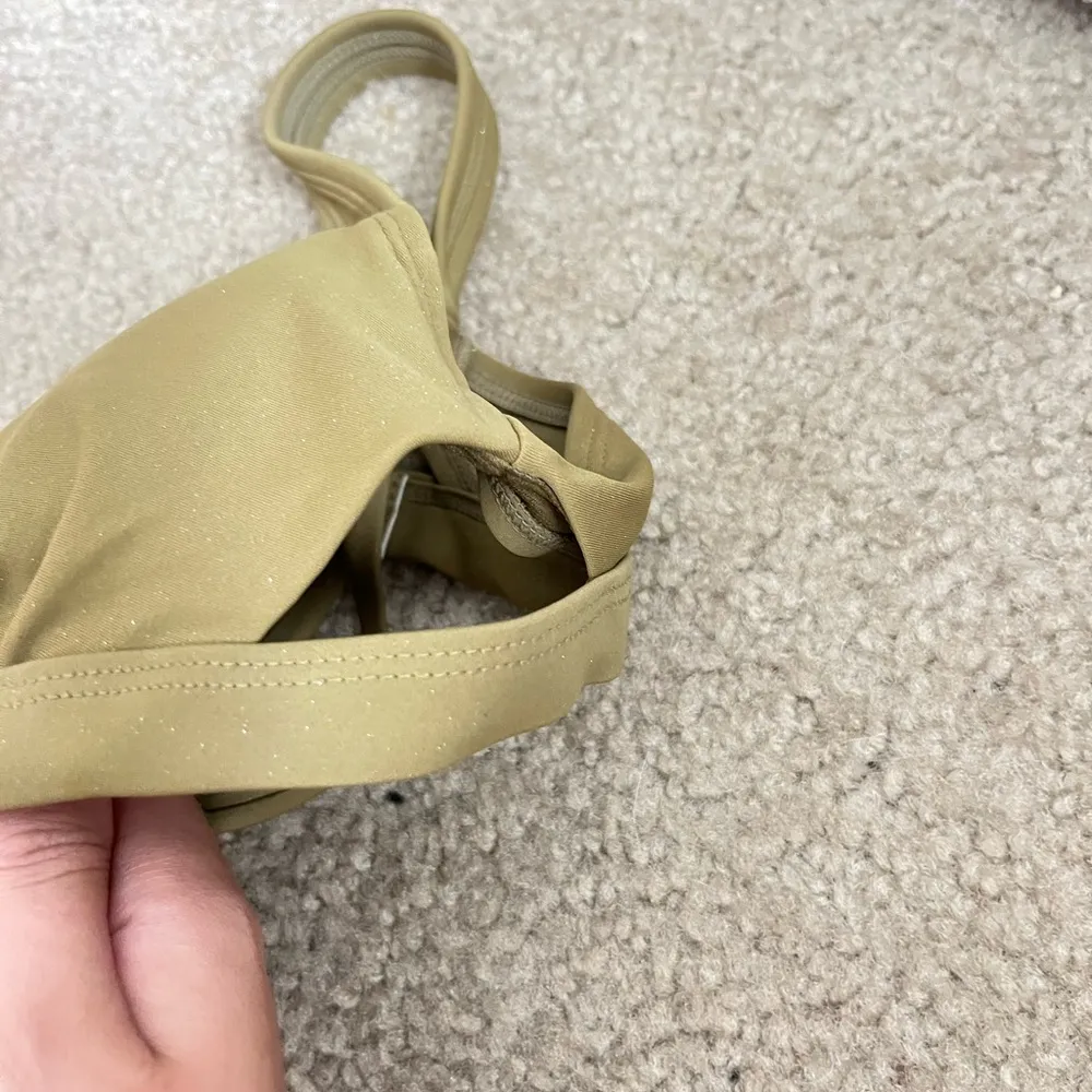 Sparkly green bikini top! - Image 3