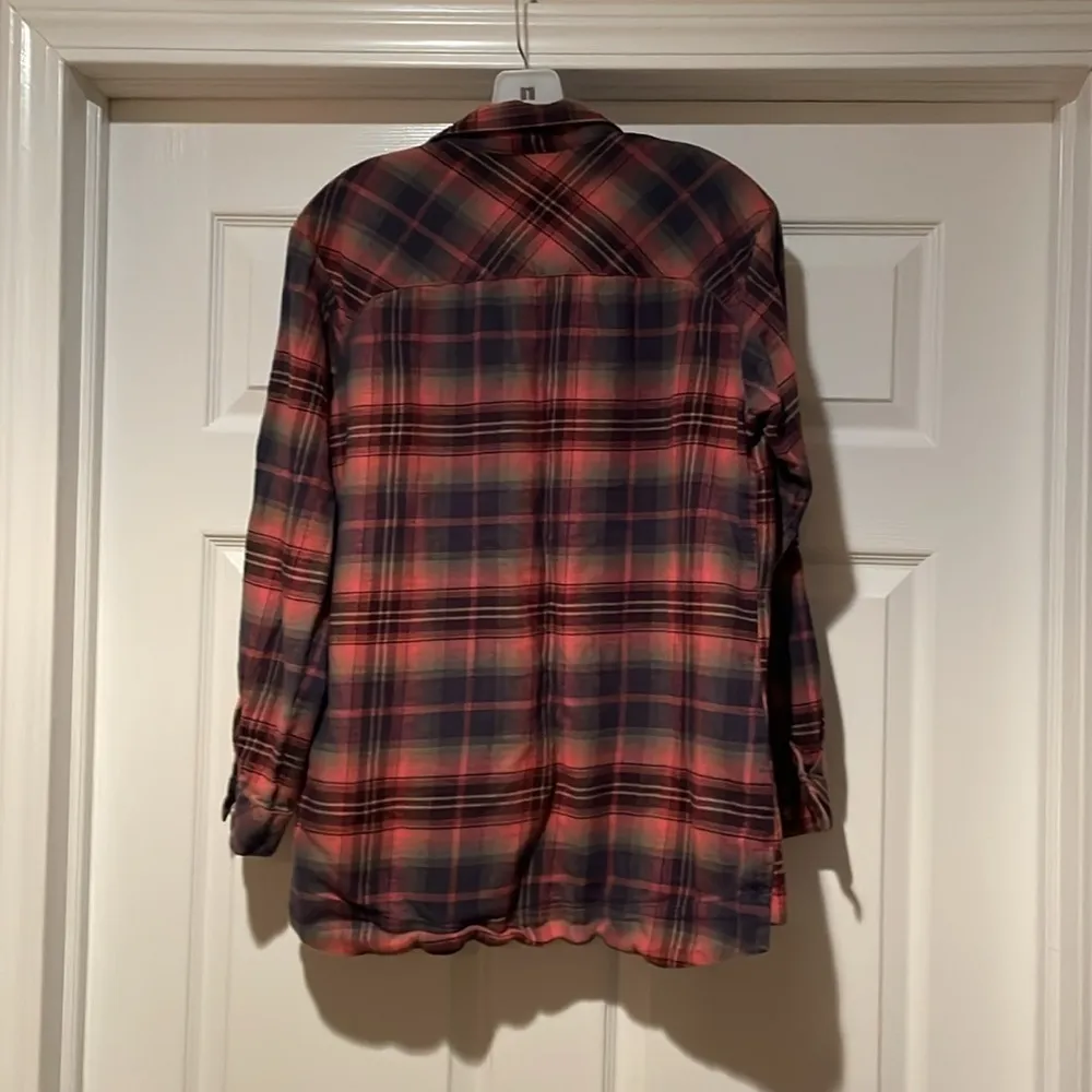 Columbia Plaid Button-Up Shirt - Image 4