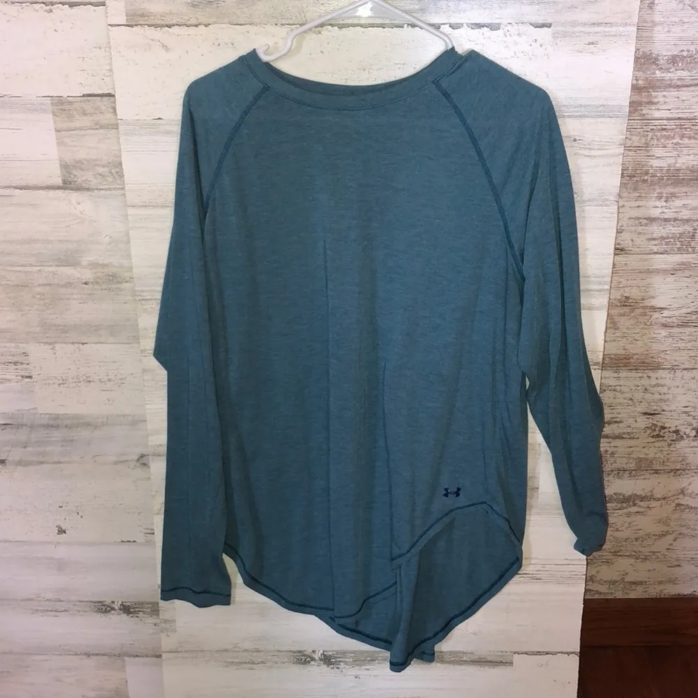 Under Armour blue workout top designed back long sleeve active wear size XL​​​ - Image 2