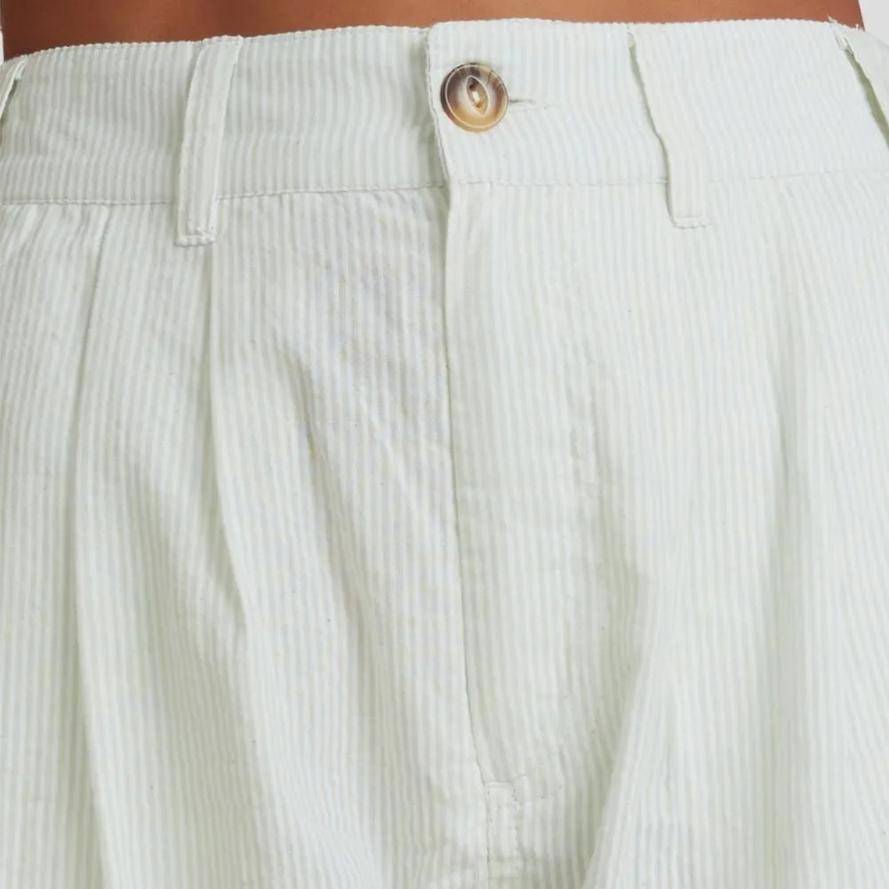 Yacht Club High Rise Shorts - Pistachio Light Green Seersucker - L/XL NWT! - Image 4