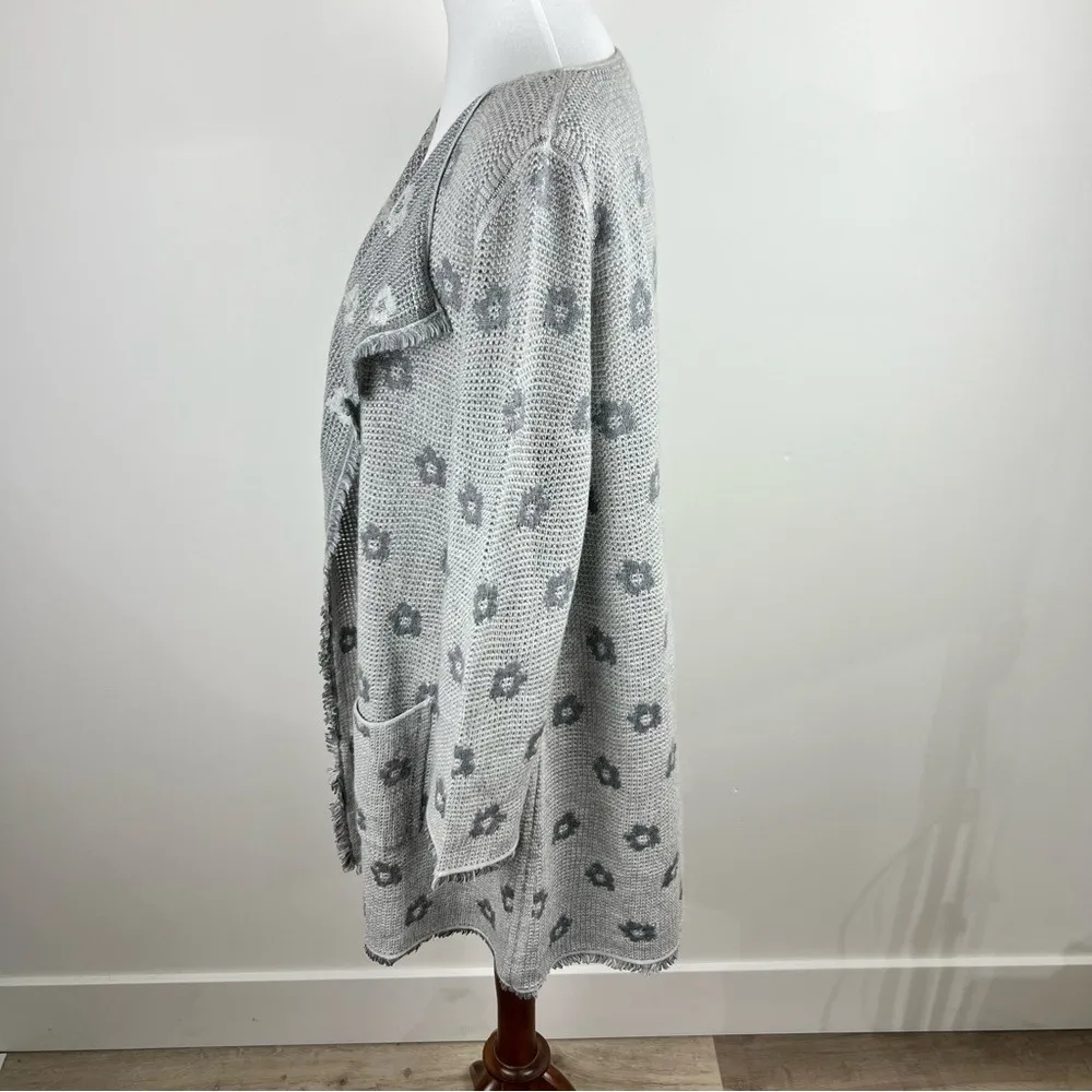 Martucci Roma Cashmere & Silk Open Cardigan Gray Floral Fringe Italy Silver Size M - Image 11