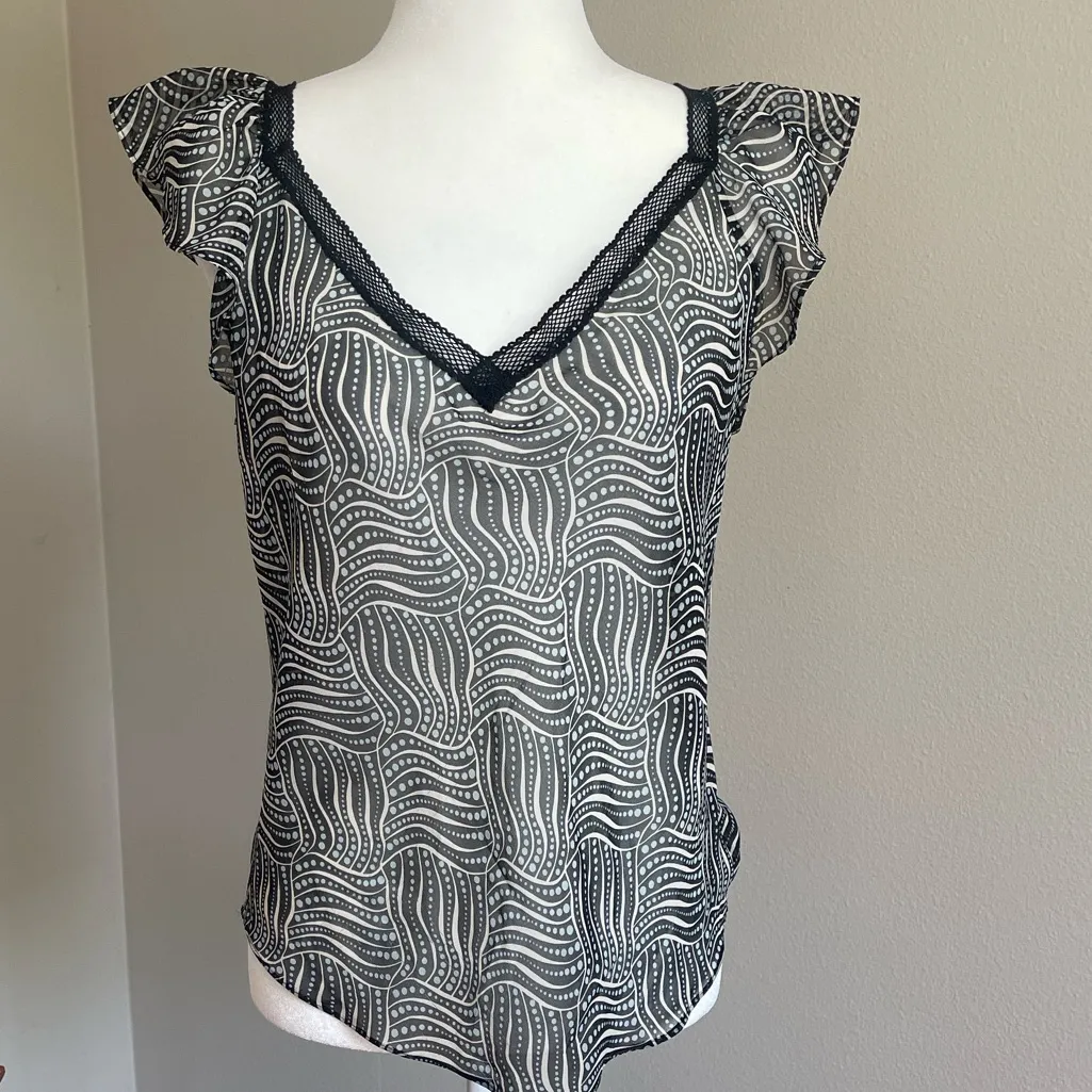 Studio M Black and White Wave Pattern Blouse Size L Size L - Image 2