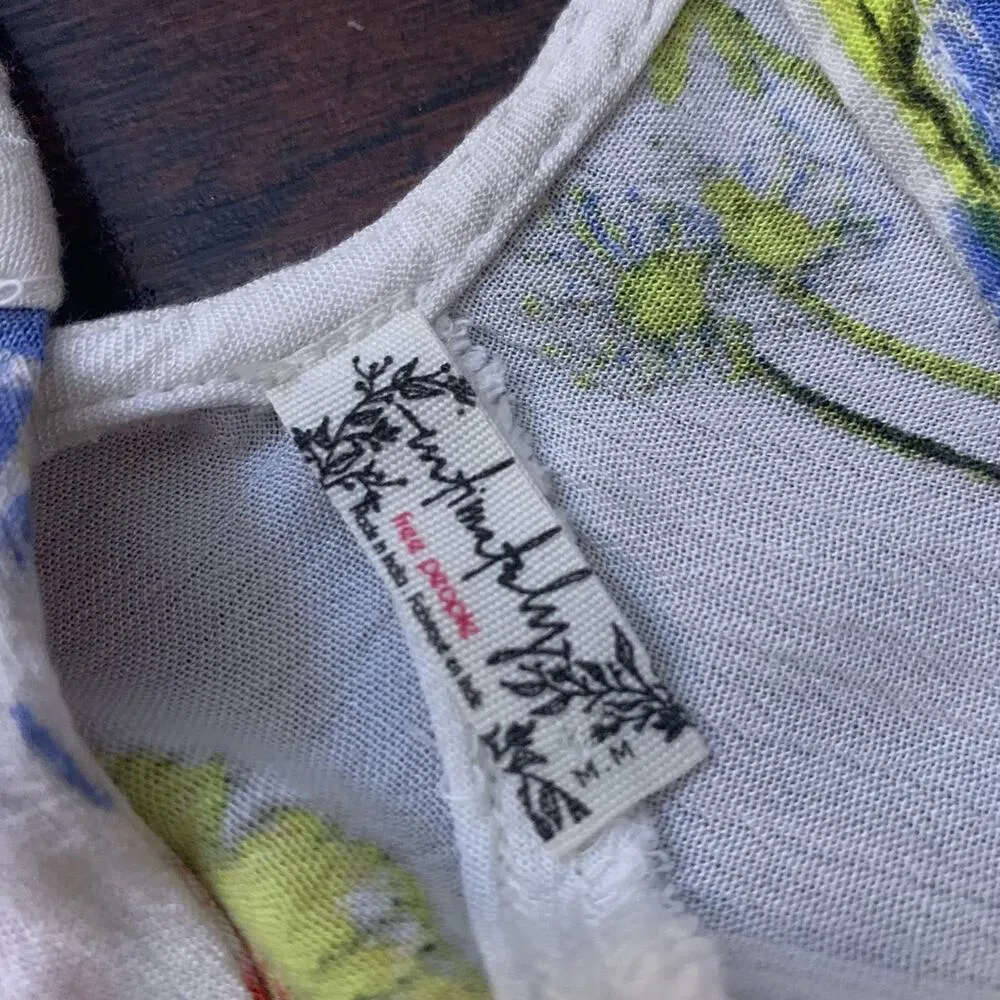 Free People Intimately off white floral v-neck tank top size M - Image 8