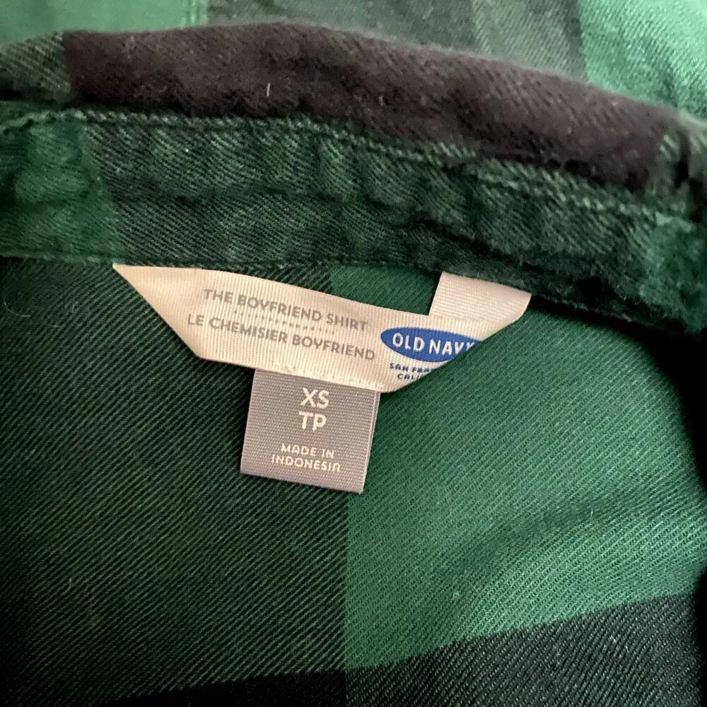 Old Navy The Boyfriend Shirt Green Buffalo Check Plaid Flannel Christmas Size XS - Image 3