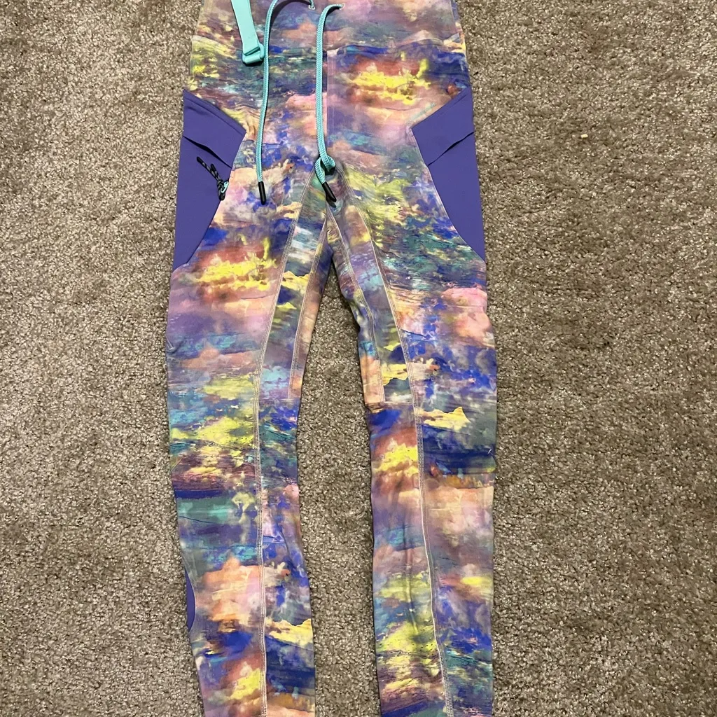 Lululemon cargo super high rise hiking tight‎ 25” altered nature multi 4 $138 - Image 6