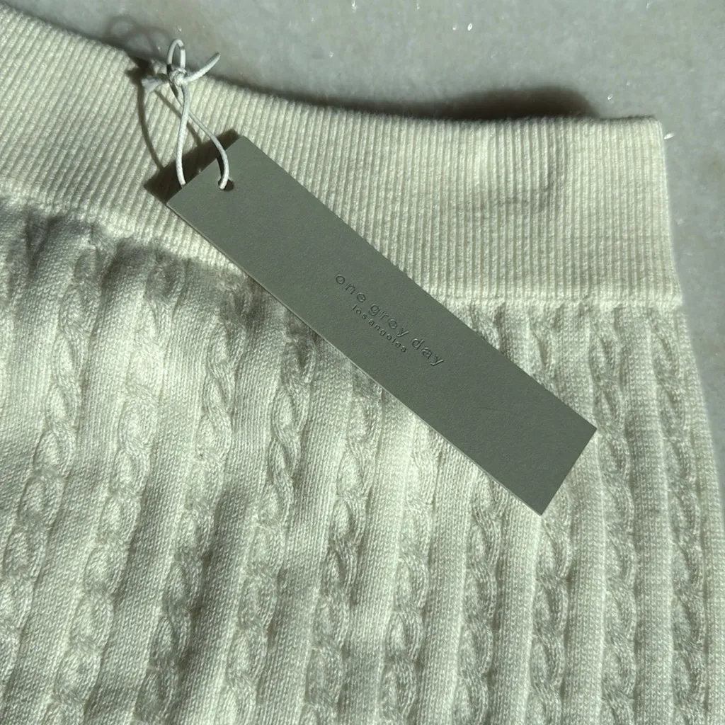 One Grey Day cable knit mini midi silk blend skirt NWT White - Image 2