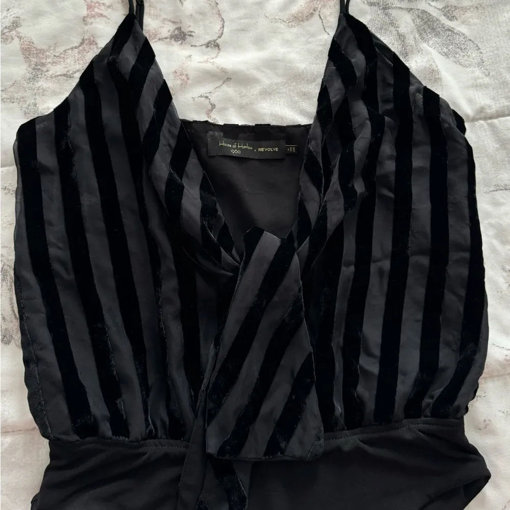 Revolve x House of Harlow 1960 Lauren black velvet stripes bodysuit, size XS - Image 15