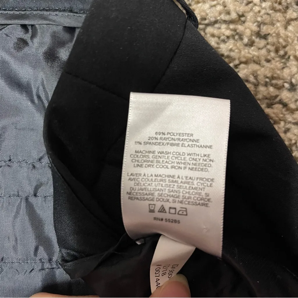 Express Flare Mid Rise Dress Pants size 4R Black NWOT - Image 5