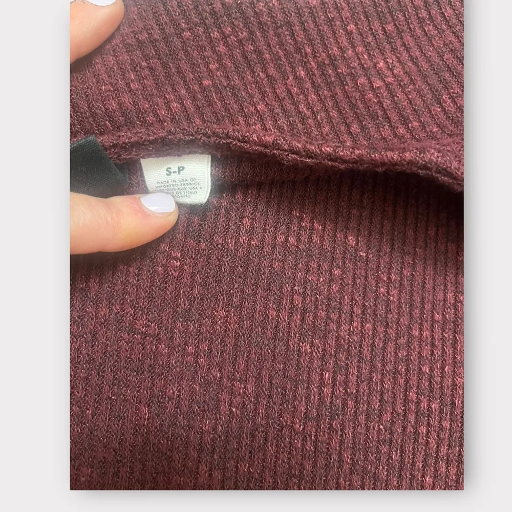 BDG  Oversized Vneck long sleeve top - Image 3