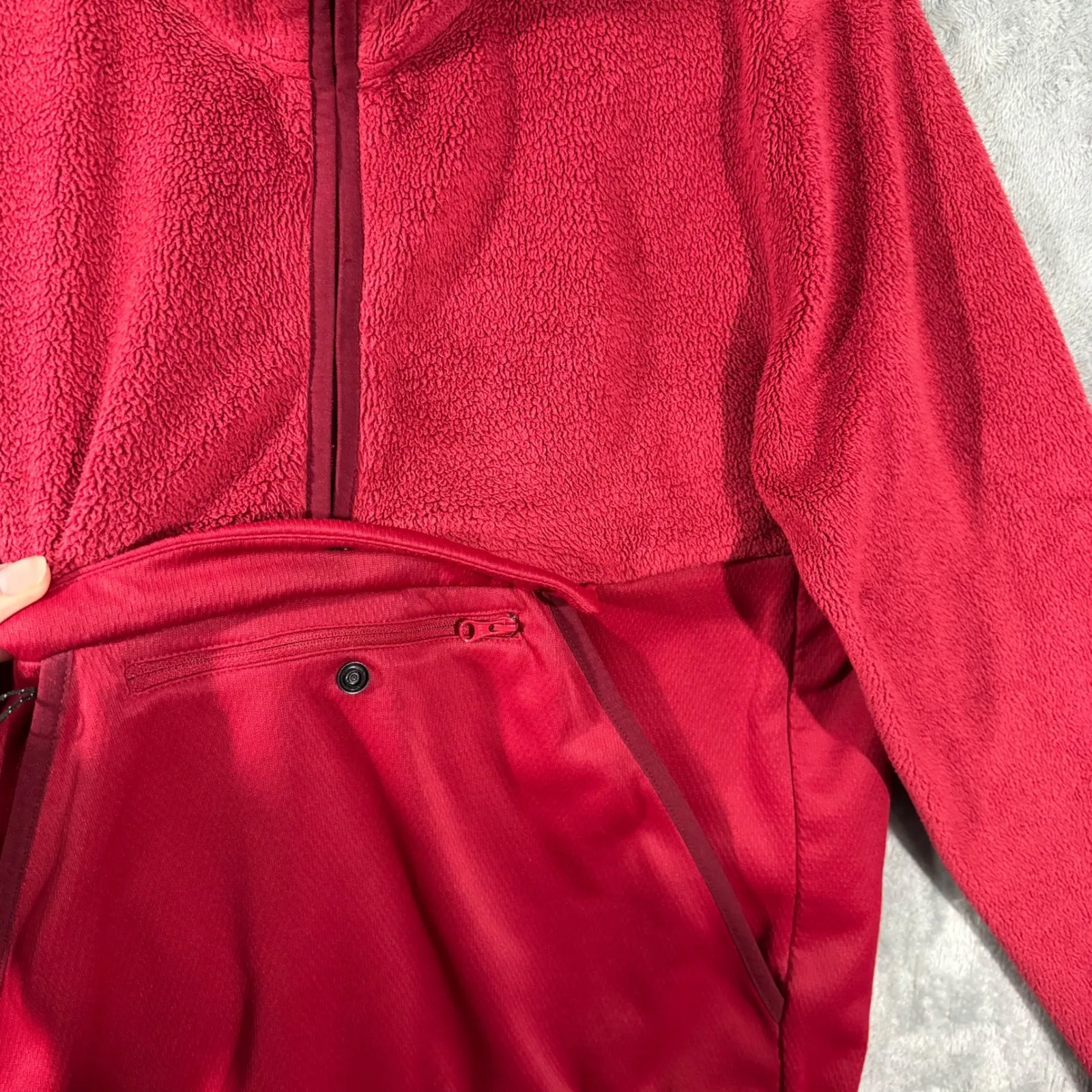 Adidas Faux Fur Q4 Novelty Half Zip Pullover Red Fleece Quarter Zip Size S - Image 5