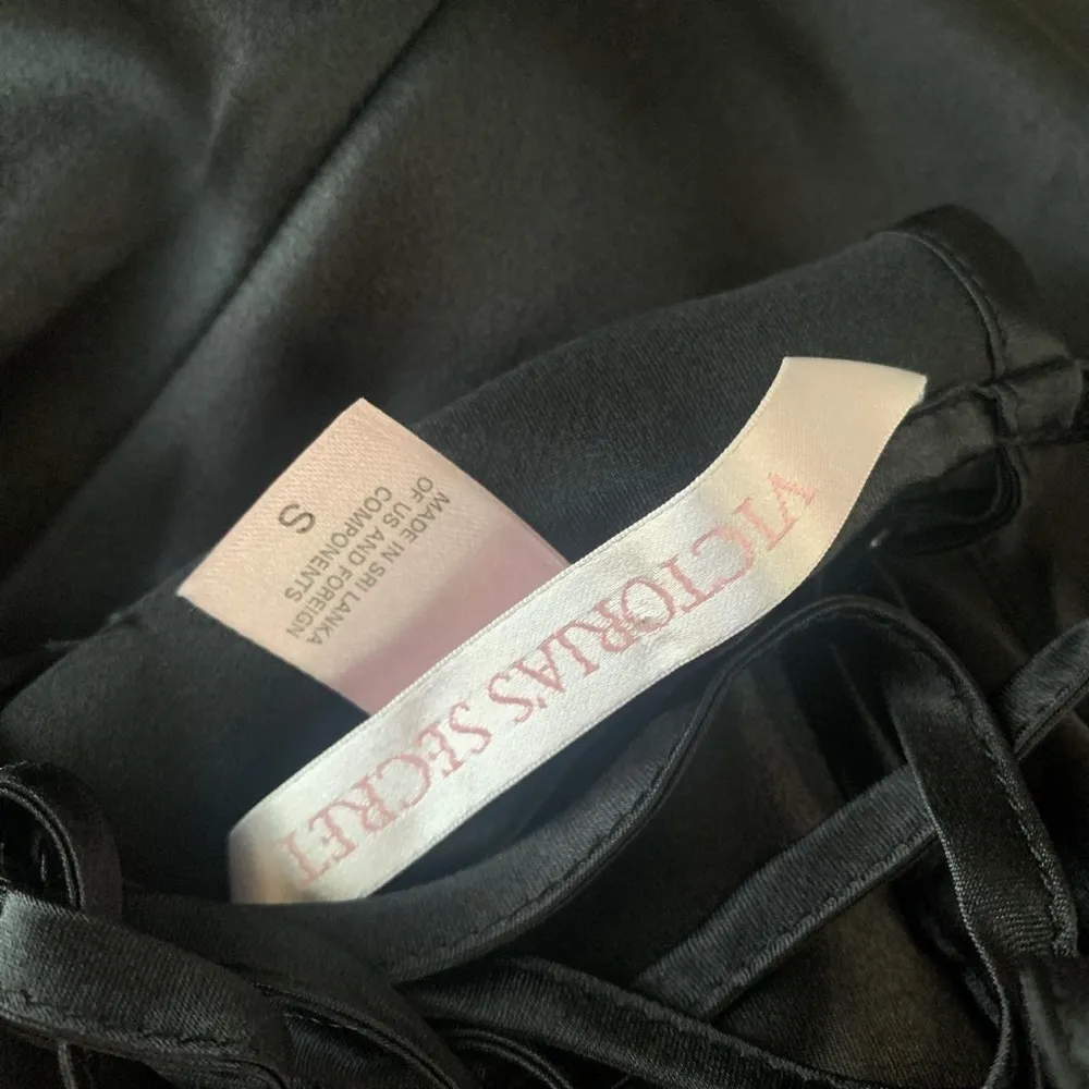 Victoria’s Secret Y2K Slip - Image 4