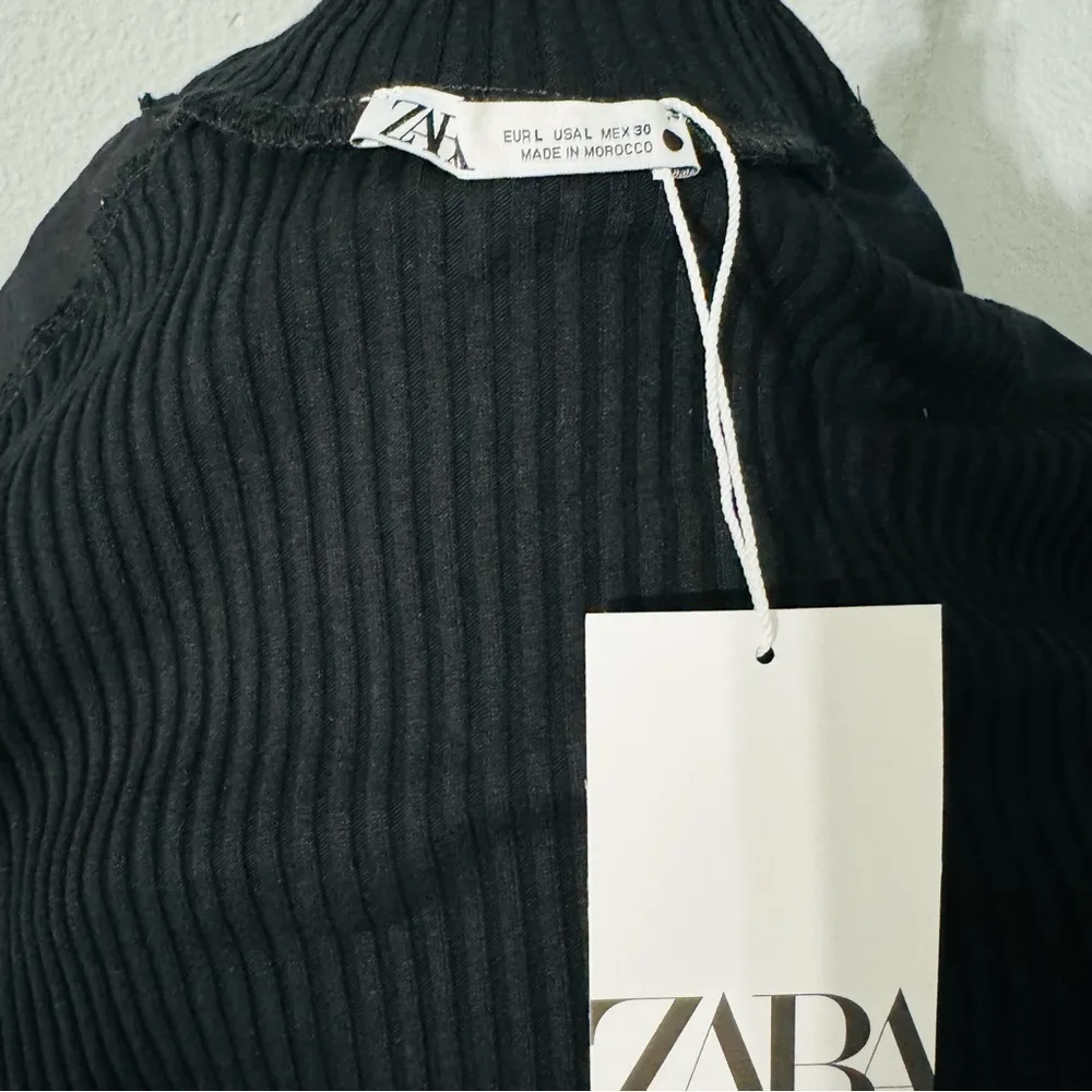 Zara Women Black Combination Turtleneck Long Sleeves Rib Tonal Appliqué Top Sz L - Image 15