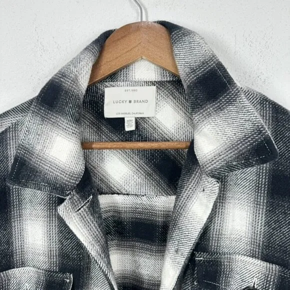 Lucky Brand Women's Size‎ Medium Oversized Black Grey White Thick Shacket Fall - Image 2