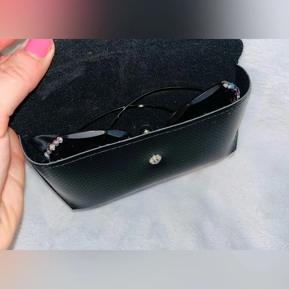 Rhinestone Pink Tint Lens Sunglasses with Case - Image 9