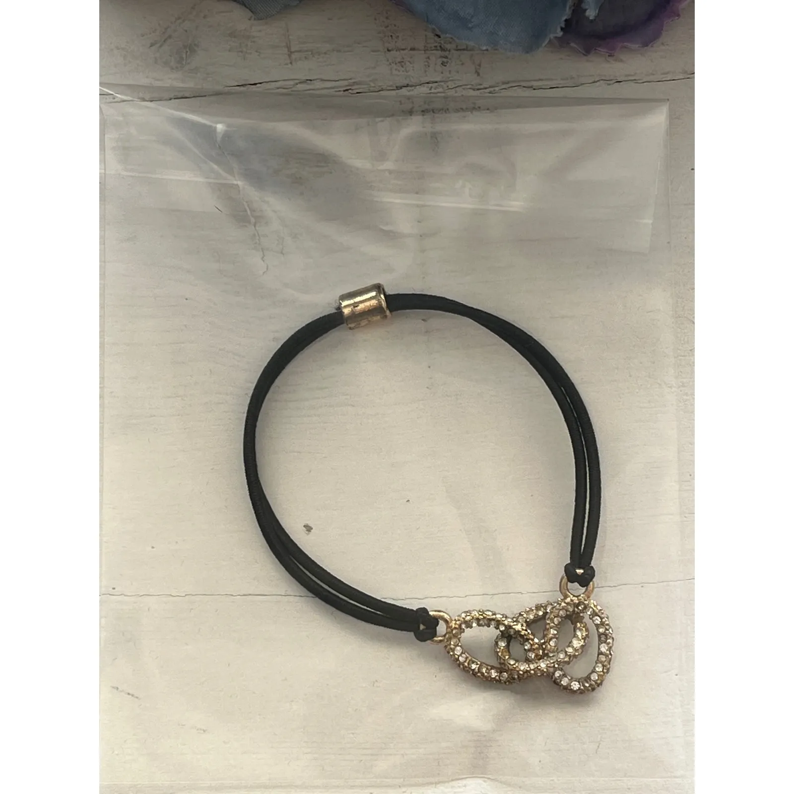 Rhinestone‎ Interlocking Circle Bracelet Black Cord - Image 5