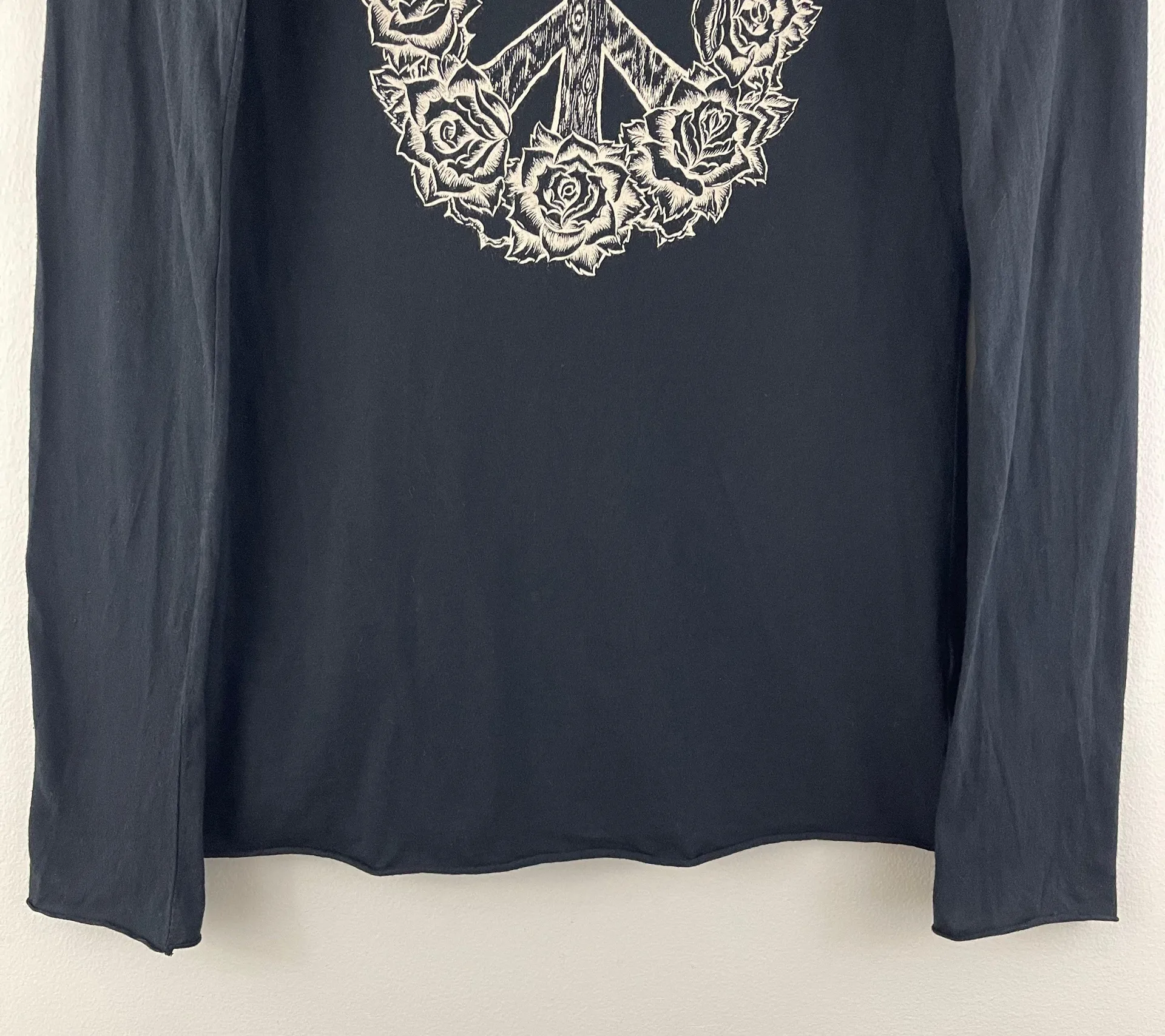 Y2K Vibes Black Roses Peace Sign Grunge Graphic Long Sleeve Tee - Image 4