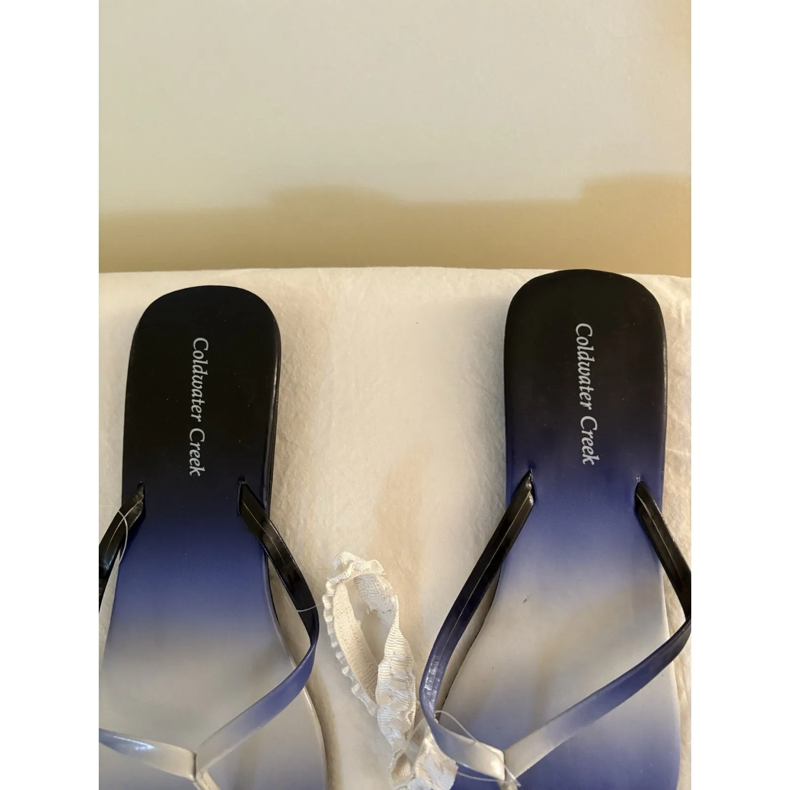Coldwater Creek Womens Size 10 M Flip Flops Blue Ombre Sandals NEW Beach - Image 4