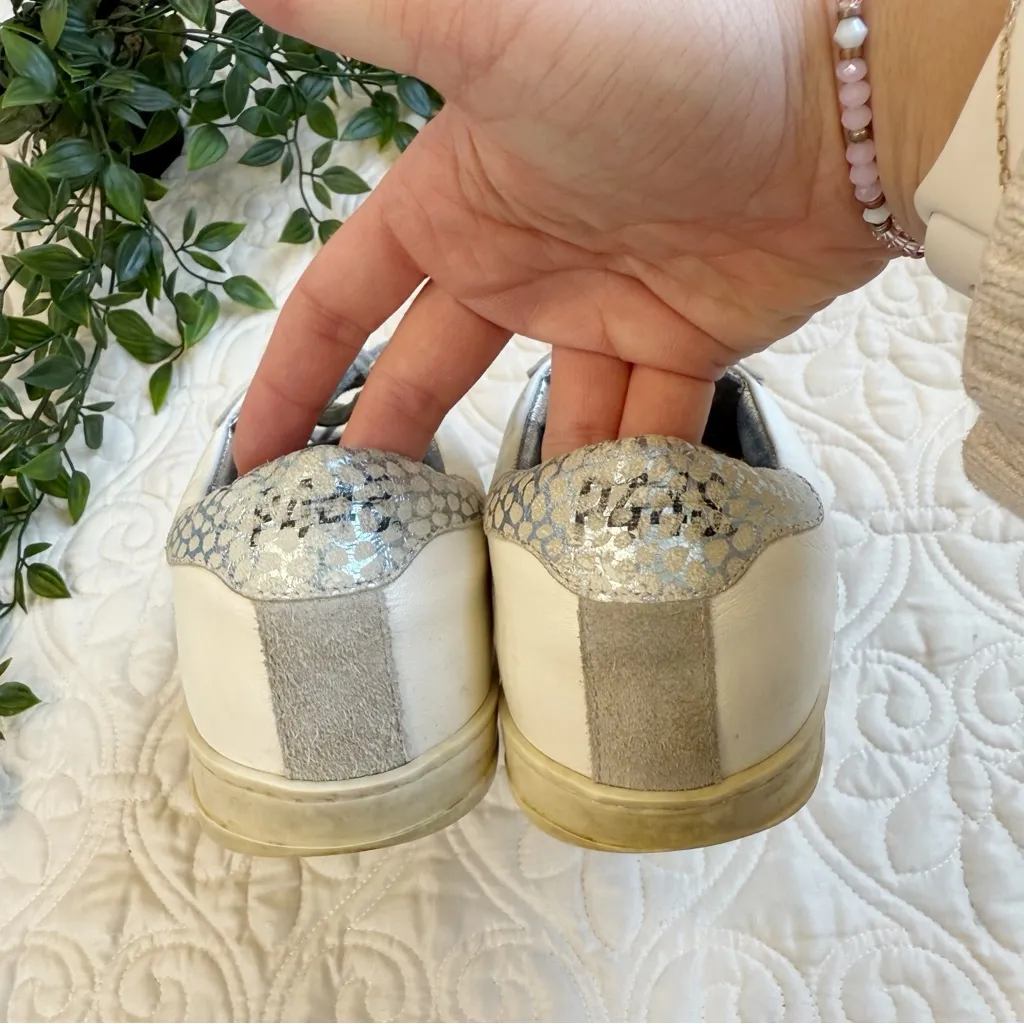 P448 John White Wasabi Sneakers Sz 38 - Image 3