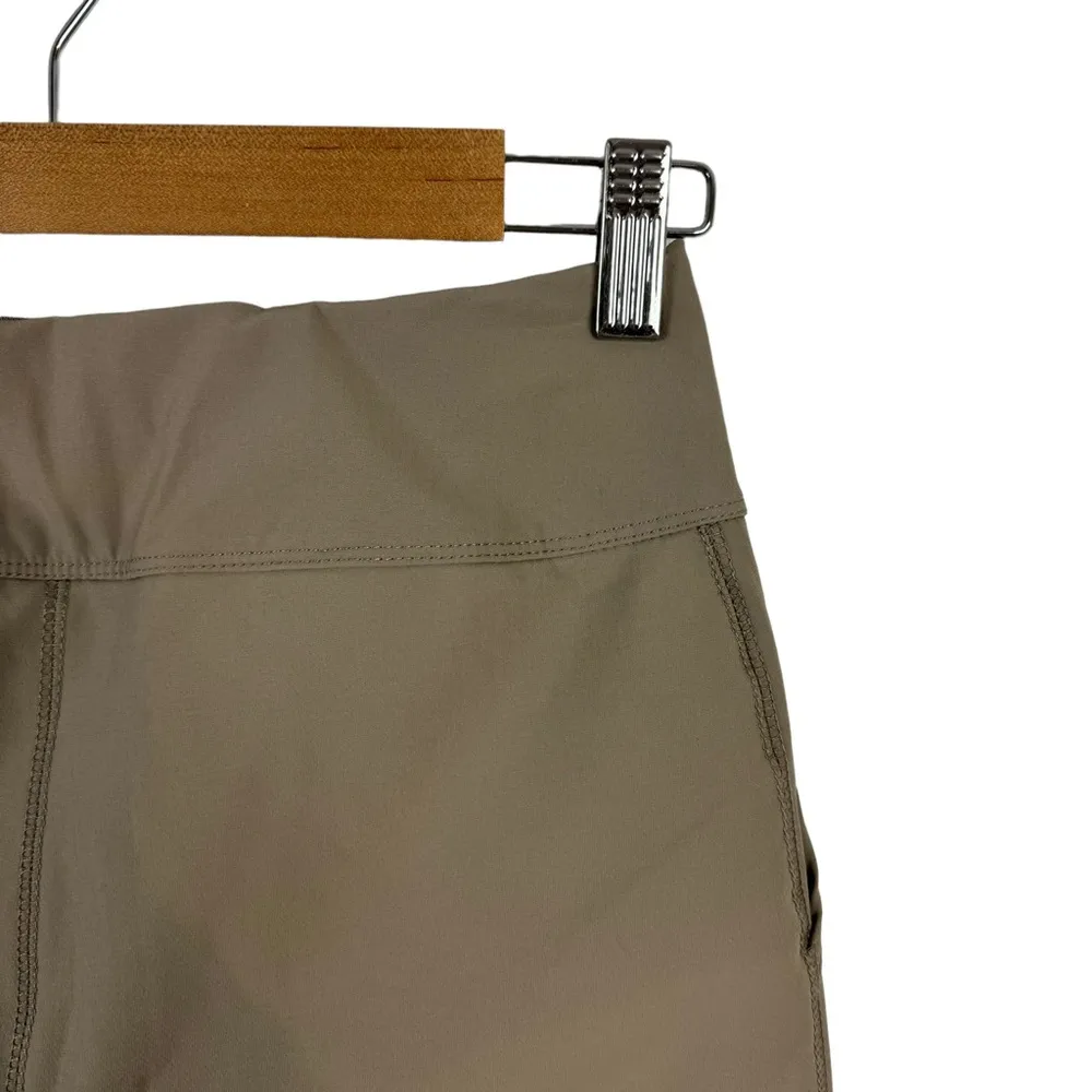 NEW FABLETICS Hybrid Cargo Pants Women's Small Smoke Tan Nylon Pockets Leggings - Image 13