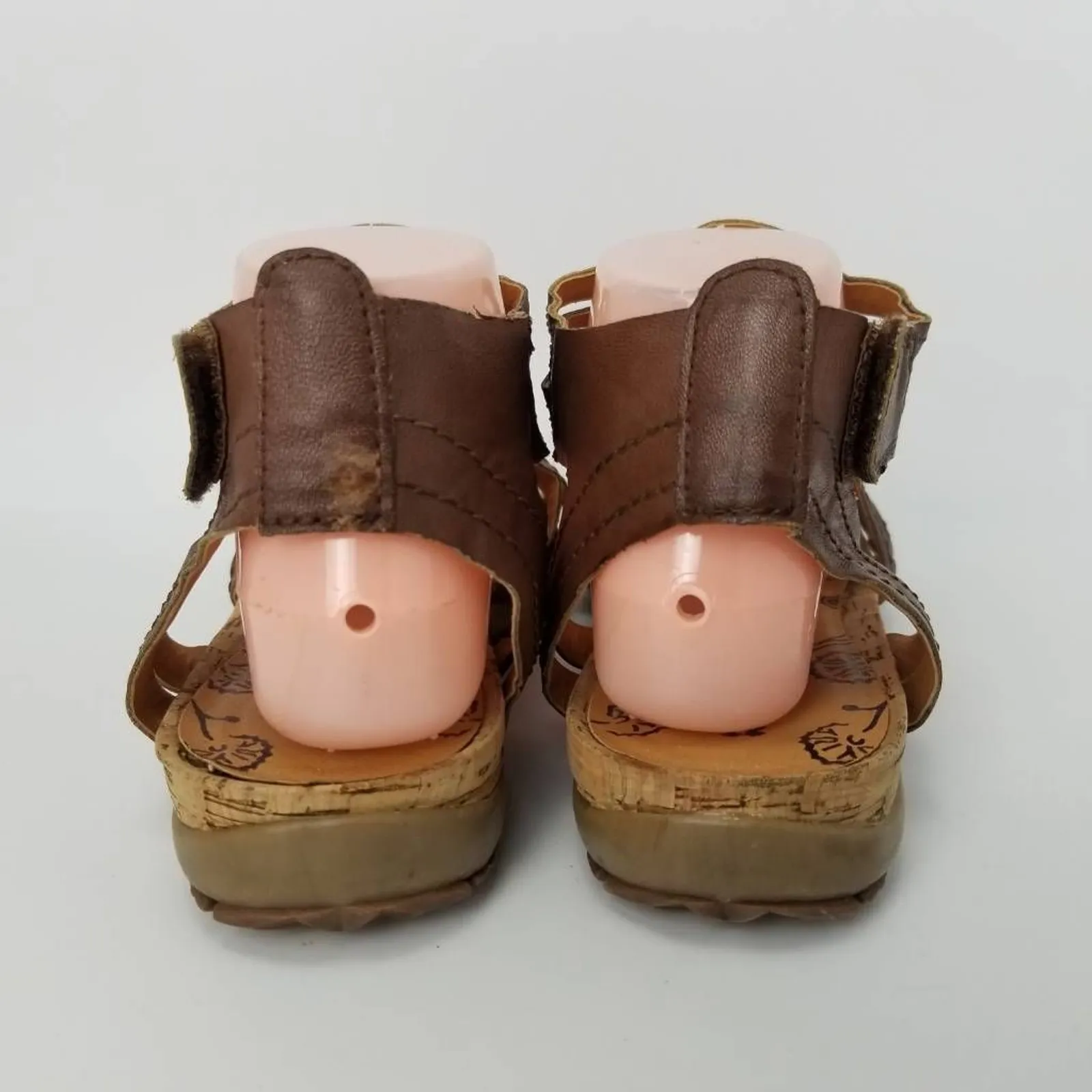 Naturalizer Womens Ankle Strap Sandals Brown Cutout Hook And Loop Low Heels 8.5M - Image 4