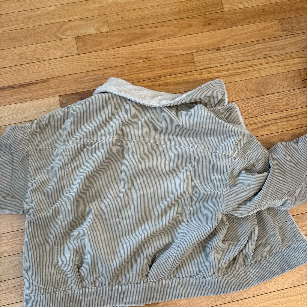 Tan Corduroy Jacket with Sherpa Lining Size L - Image 2