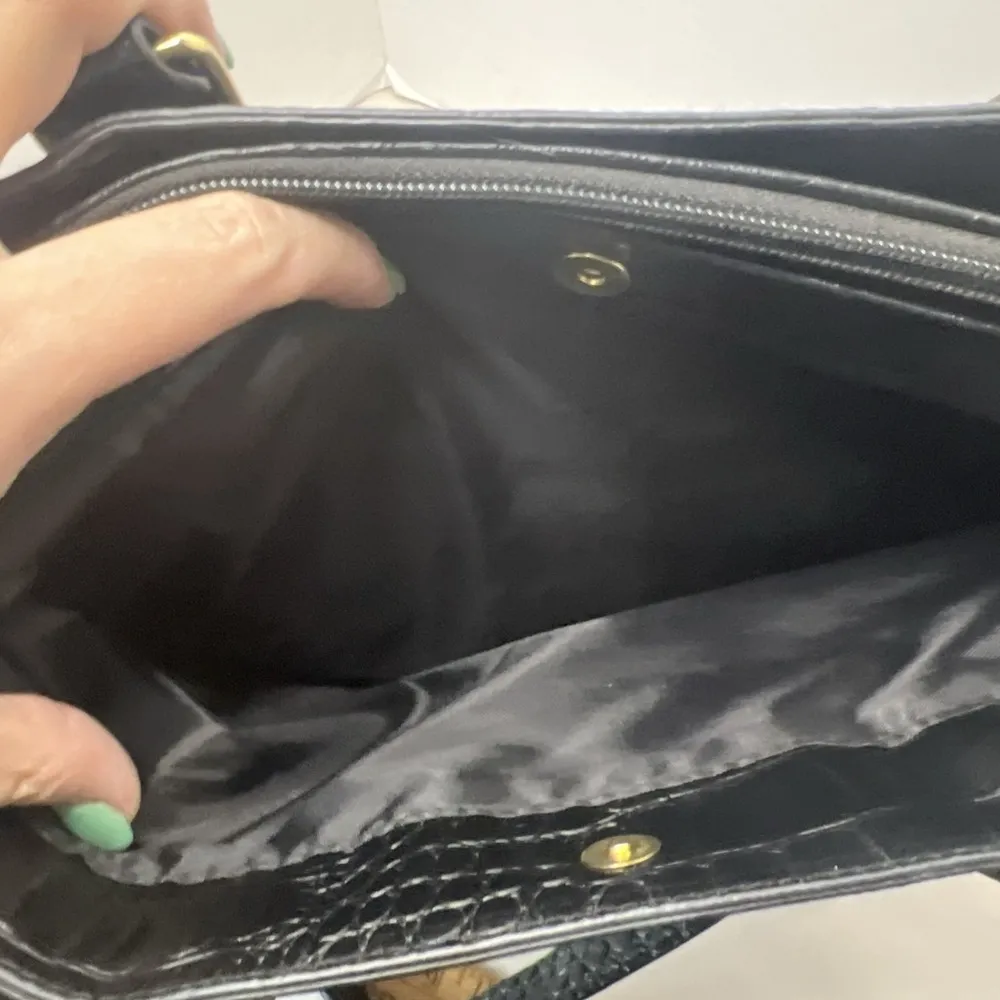 Vintage GAL Black And Cream Shoulder Purse w Tassels - Image 3