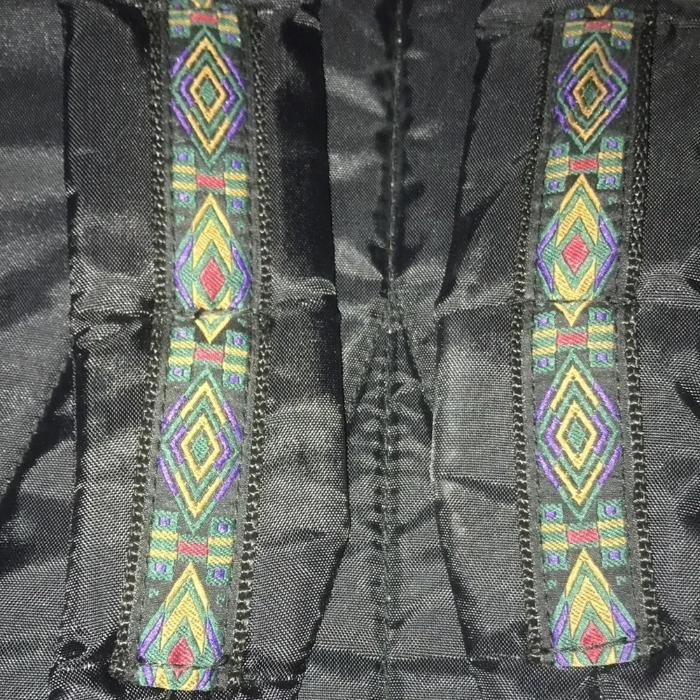 NORTH RANGE backpack red black Aztec type print padded straps - Image 4