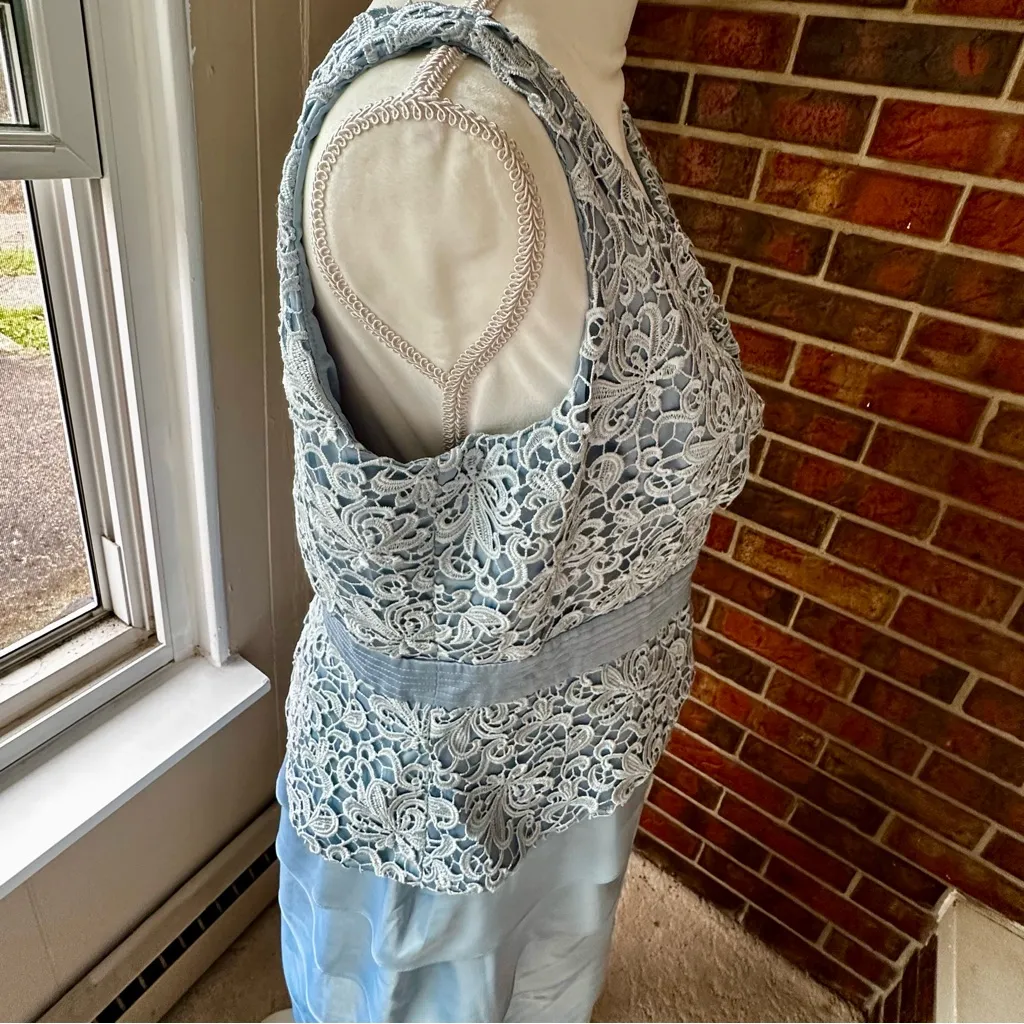 Adrianna Papell Elegant Light Blue Lace Sleeveless Dress Scalloped Ruffle Skirt - Image 2