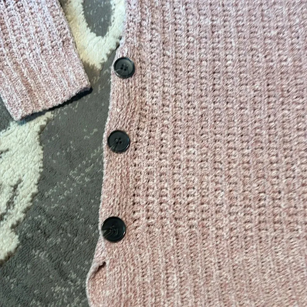 Eyeshadow sweater. Size small super soft and stretchy. Like new. - Image 2