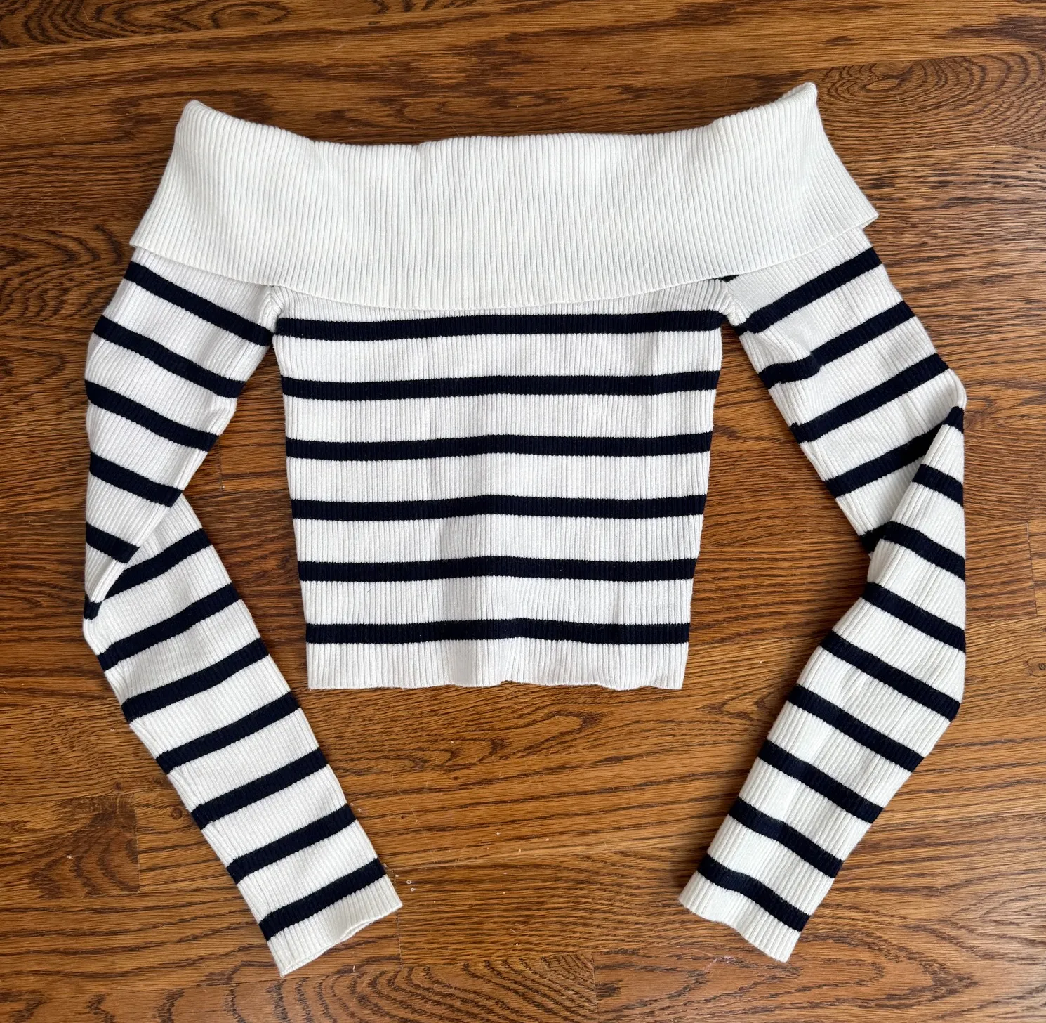 Edikted Fold Over Long Sleeve Off The Shoulder Top - Image 2