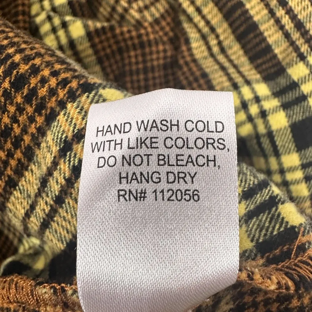 Zenana Outfitters Women's Plaid Button Down Shirt Size XS Yellow/Black - Image 6