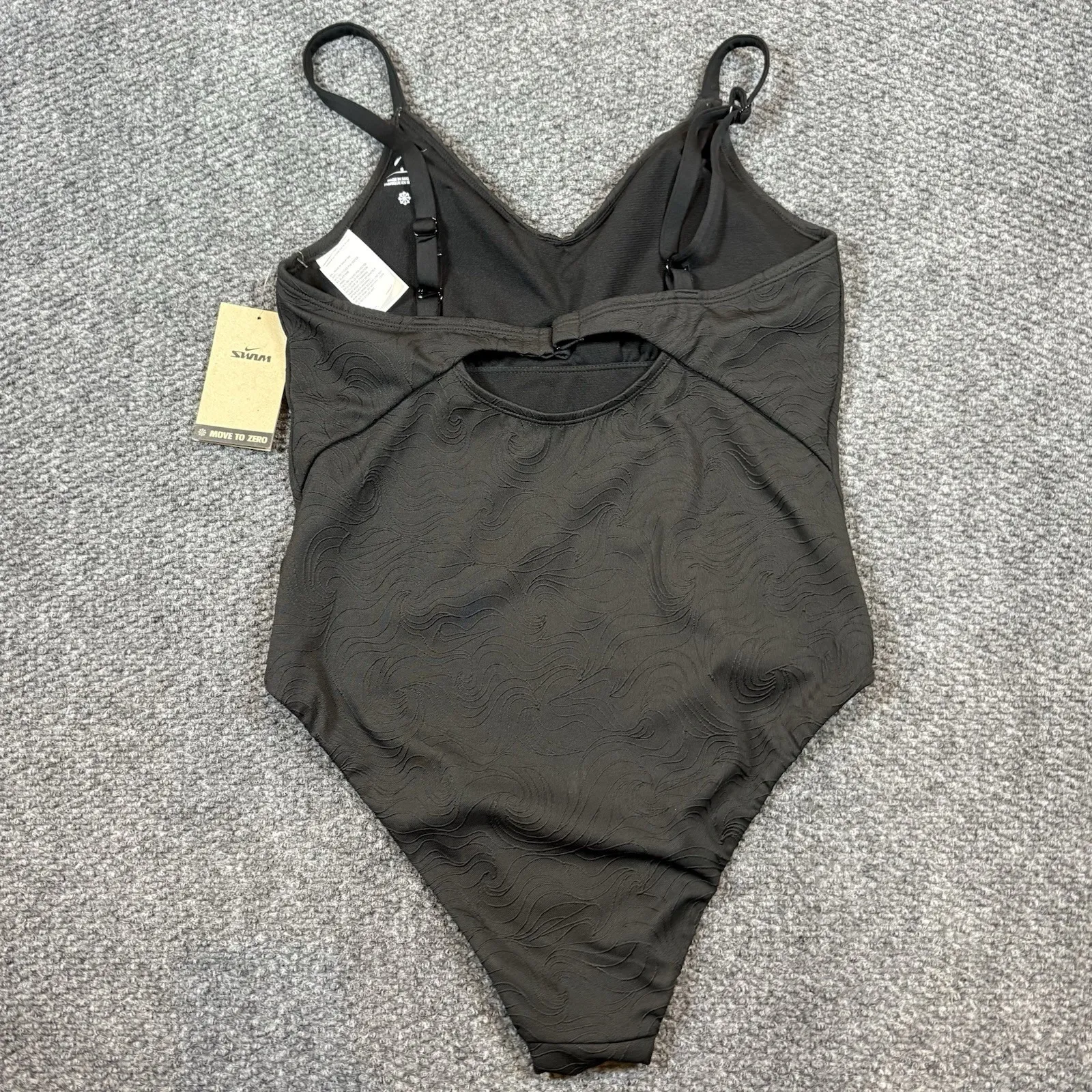New Nike Swim Essentials V Neck One Piece Swimsuit L Black NESSF261-001 - Image 2