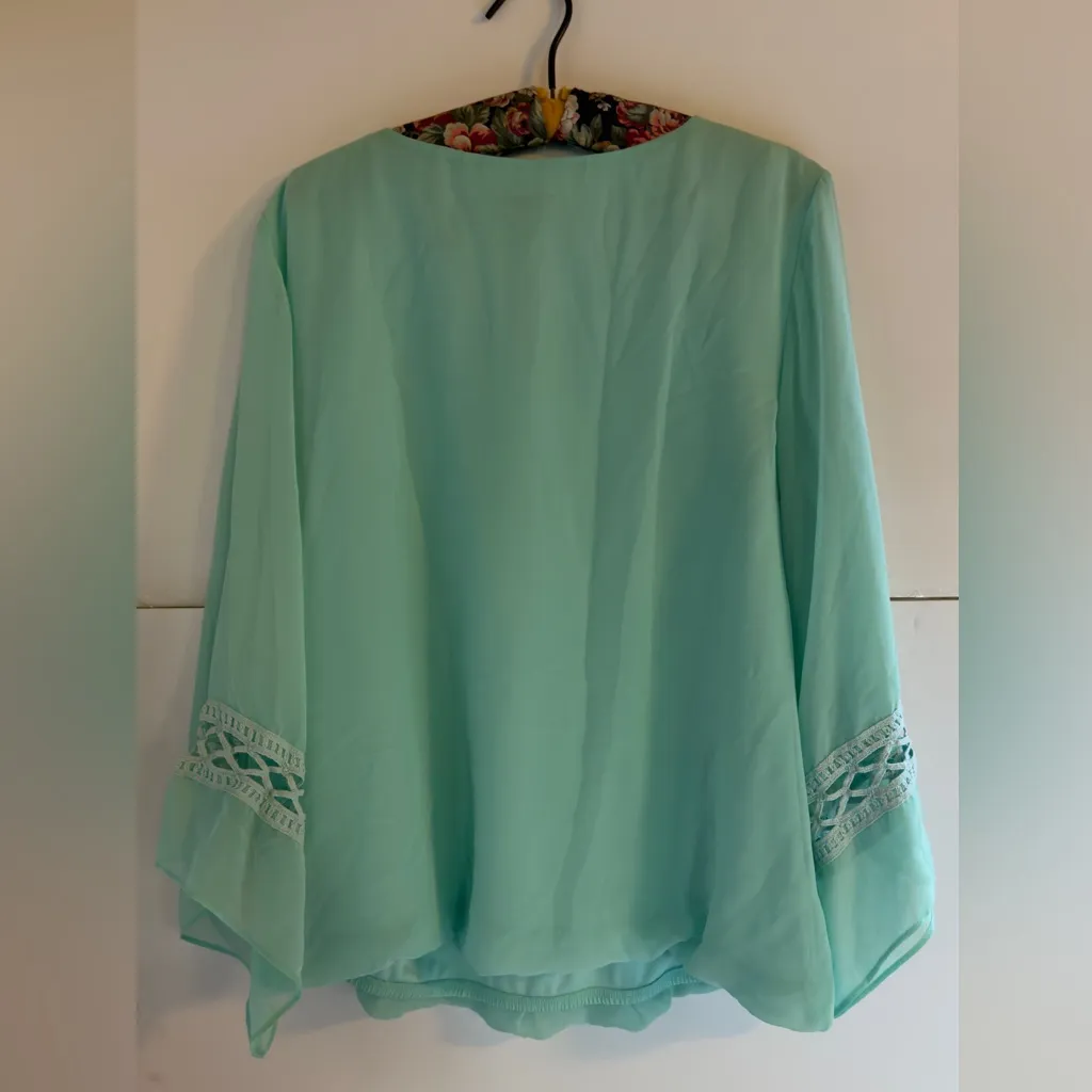 AB Studio Light Green Blouse with Lace Accents - Image 2