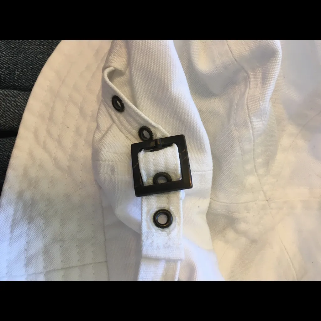 FINAL MARKDOWN Ladies sailor style hat White - Image 2