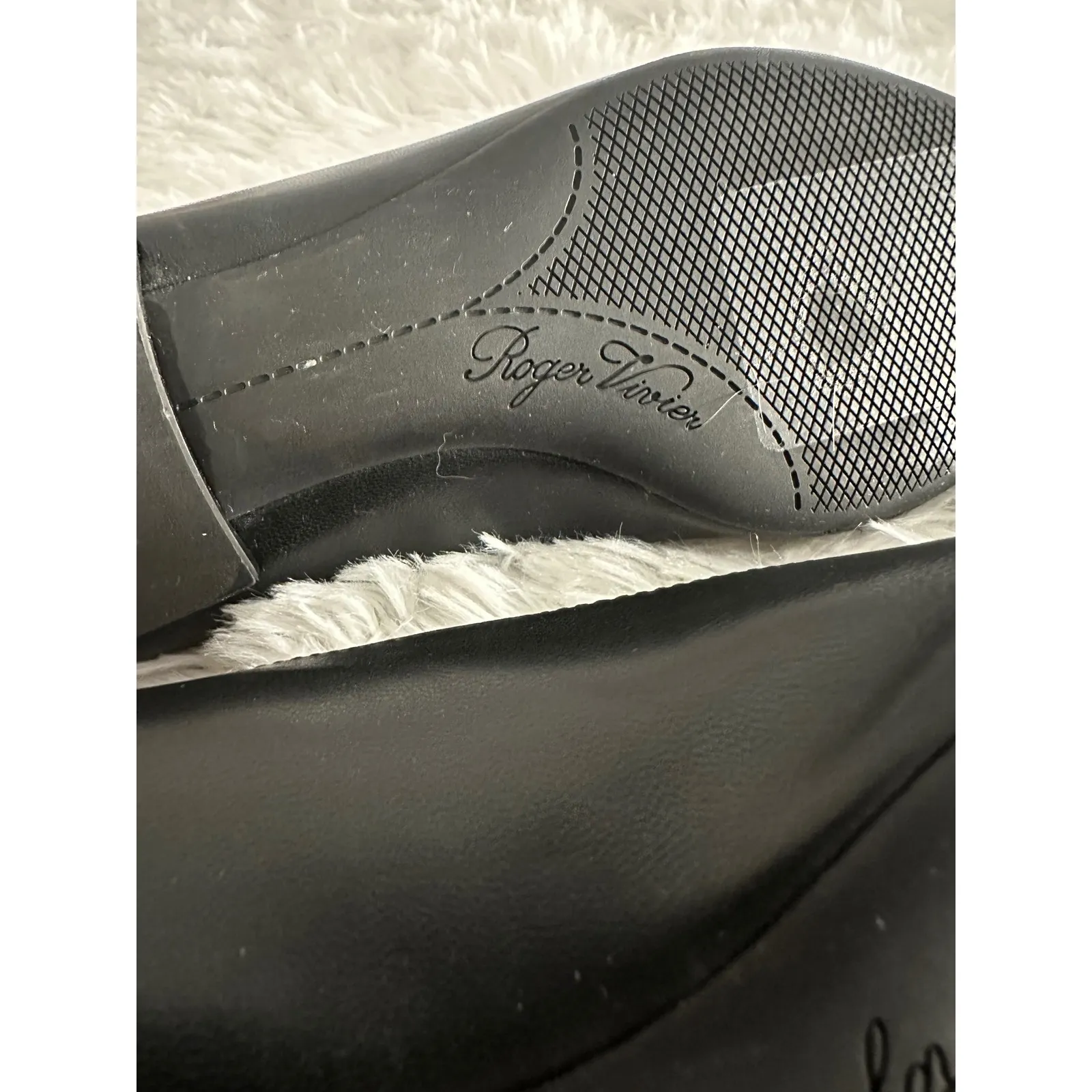 Roger Vivier Gommettine Ball Black leather ballet flat Shoes 35 Size undefined - Image 8