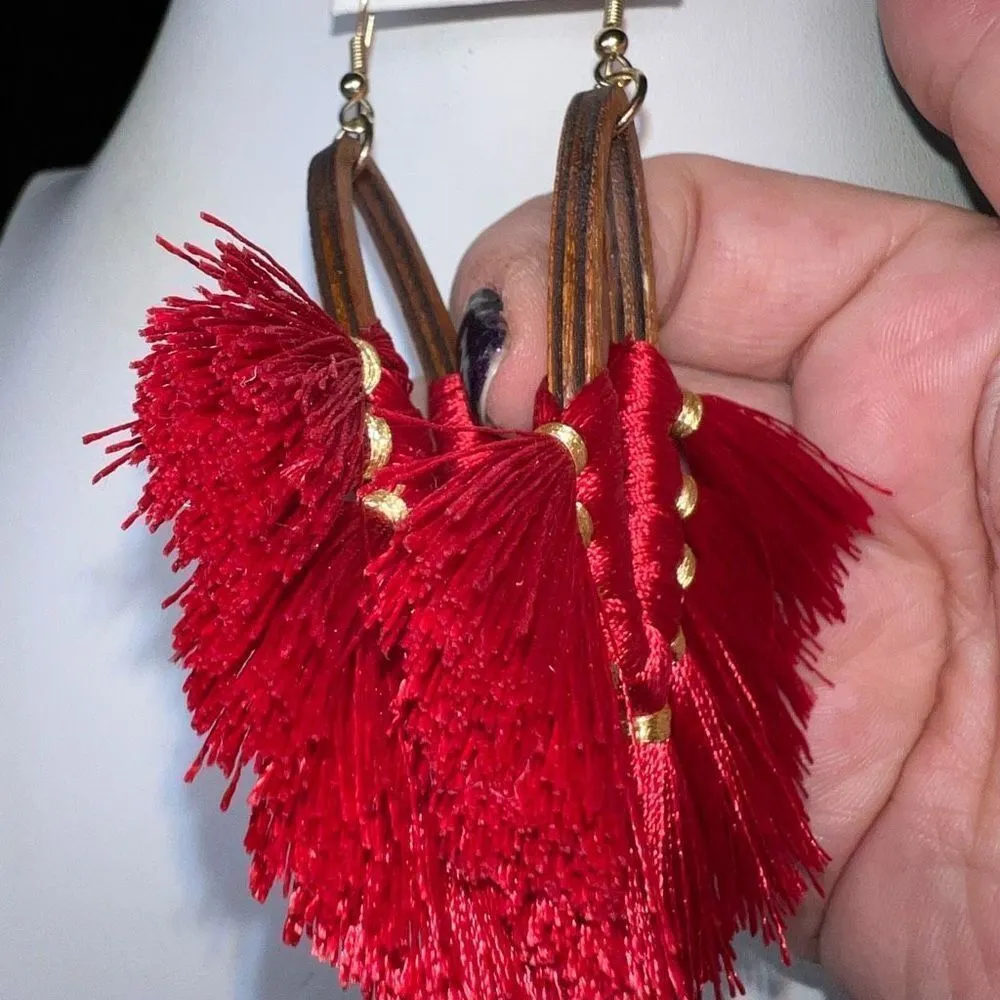 Boho‎ Ethnic Fringe and Wood Chandelier Earrings Red - Image 8