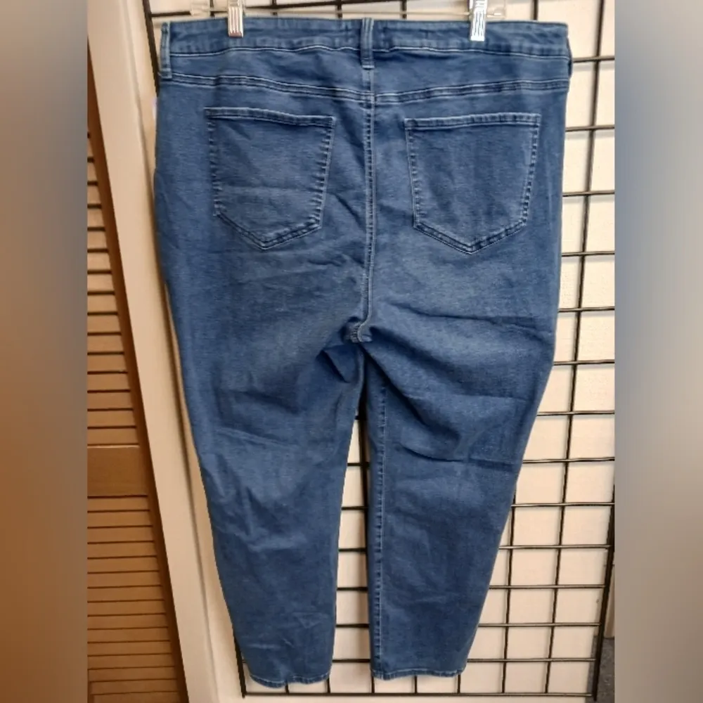 Sheri NYDJ Slim Jeans In Plus SizeSheri Slim Jeans 16W - Image 5