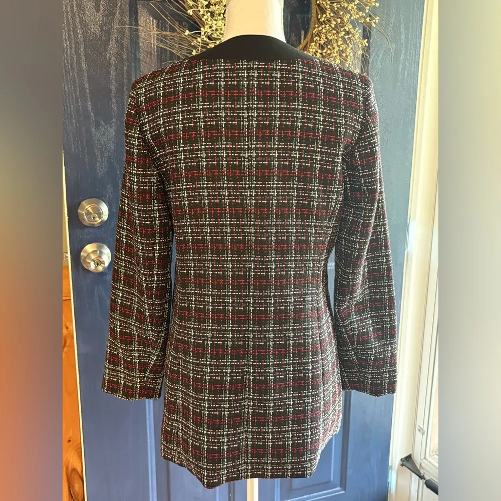 Kasper women's collarless tweed blazer with a plaid pattern size 6 - Image 6