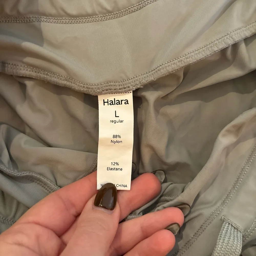 Halara Halotek pants size large gray midrise side pocket pants wide leg crop - Image 5