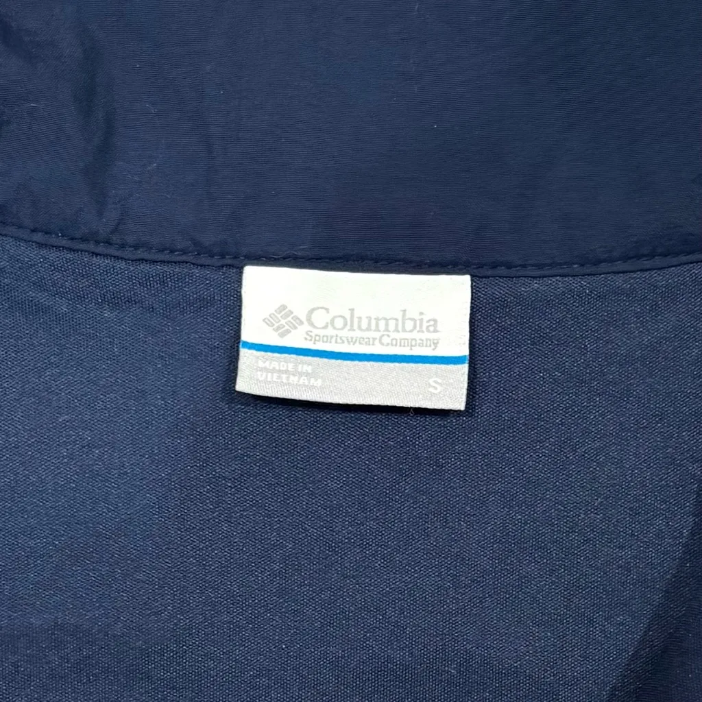 Columbia Outdoor Red and Navy Full Zip Up Sherpa Jacket With Pockets Size Small - Image 3